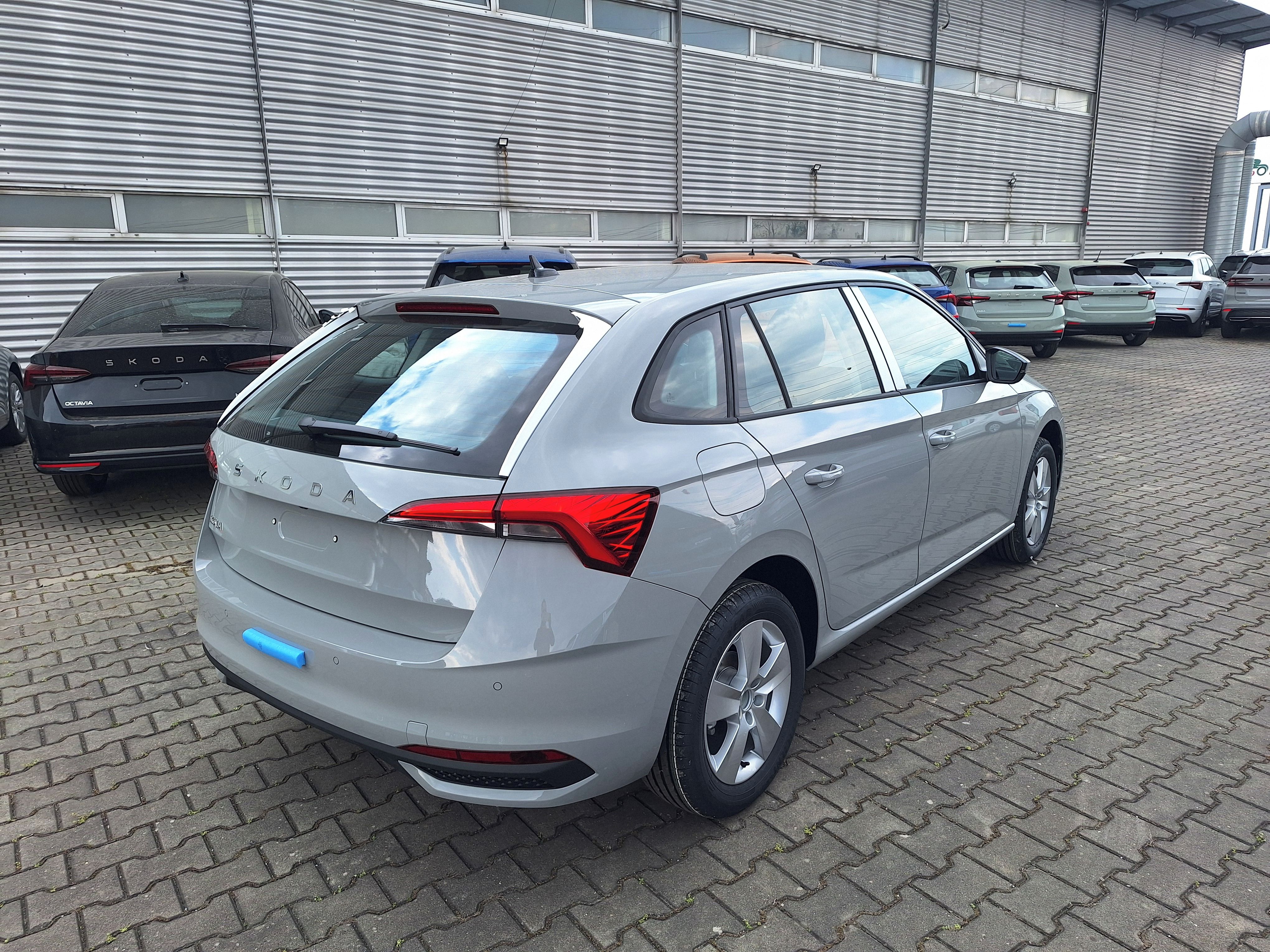 Škoda Scala, CLASSIC 1.0 TSI 70kW - fotka 5