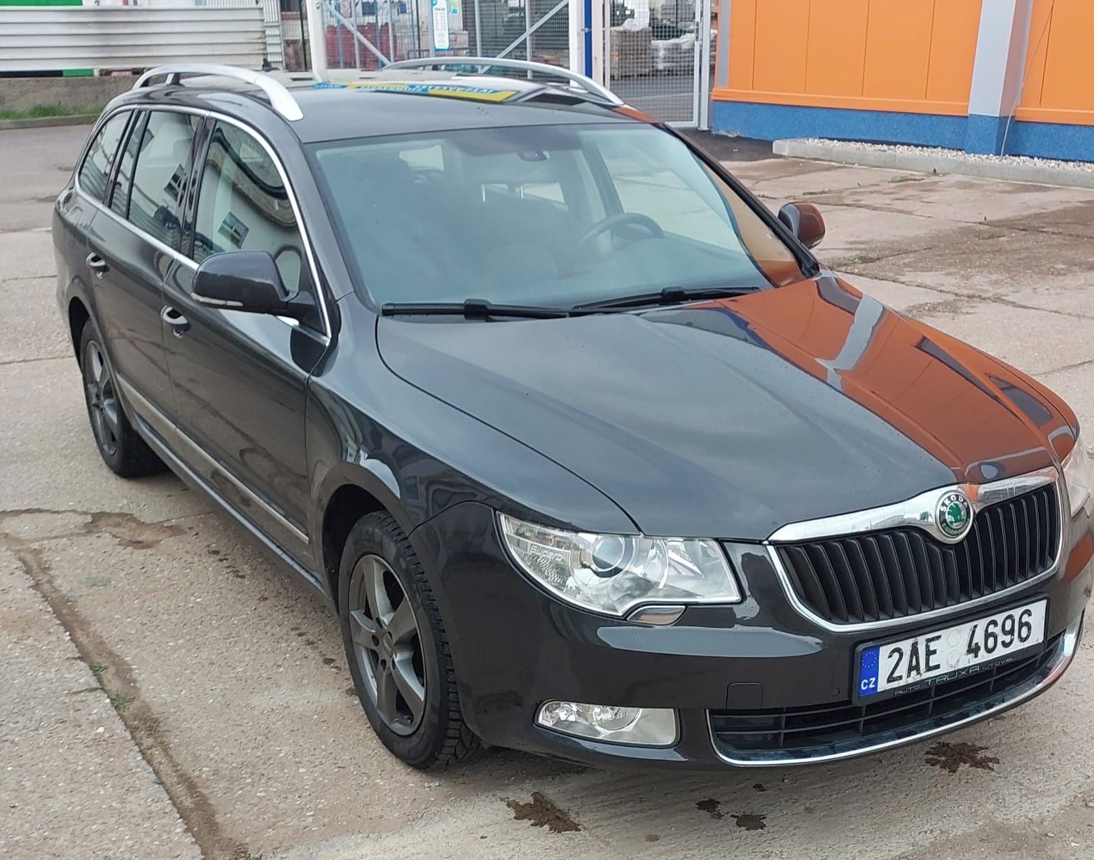 Škoda Superb, 2.0 TDI, DSG - fotka 3