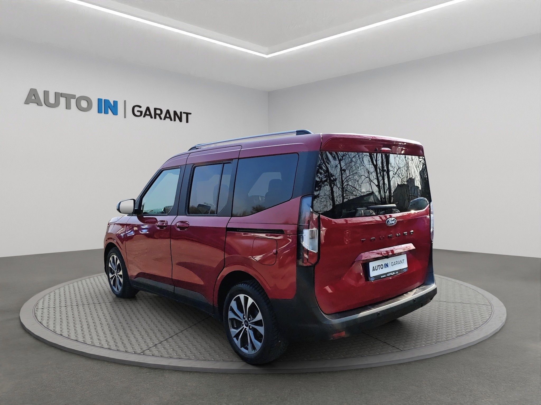 Ford Tourneo Courier, L1 TITANIUM, ČR , SERVIS, - fotka 4