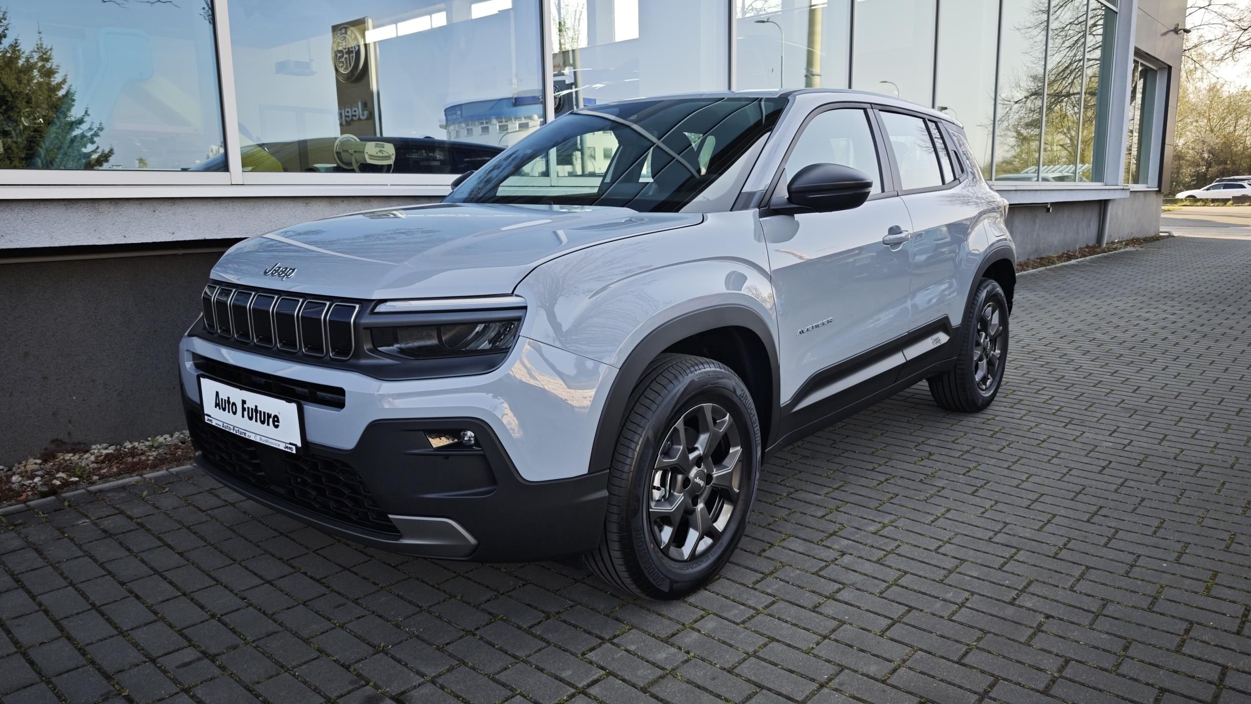 Jeep Avenger, Longitude 1,2 100PS manuál - fotka 2