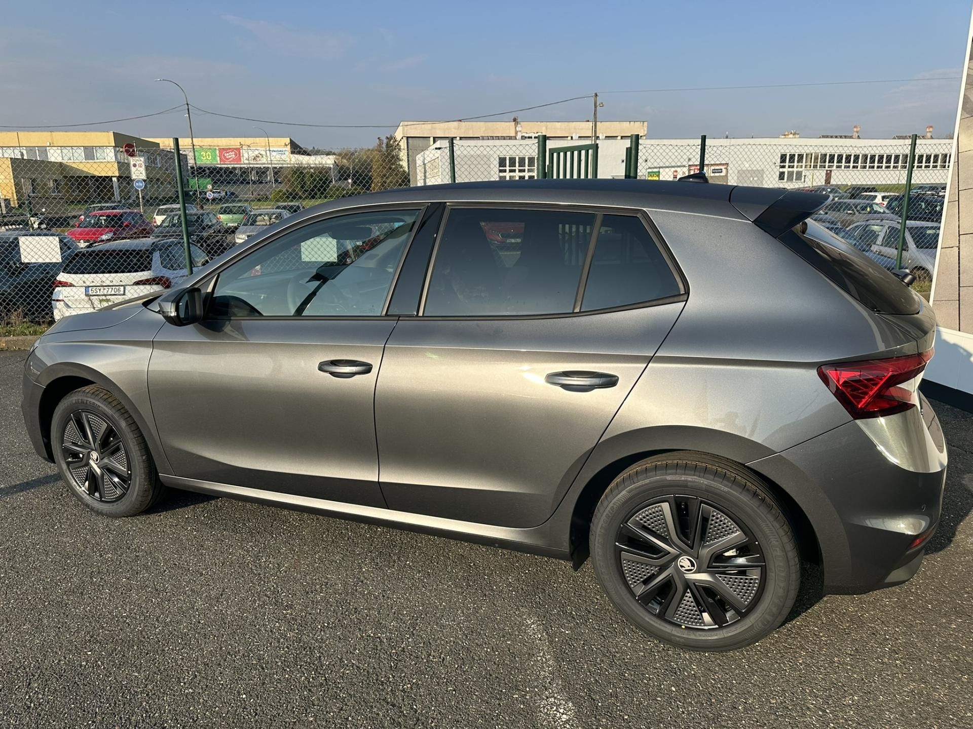 Škoda Fabia, DYNAMIC 1.0TSI 85kW - fotka 3