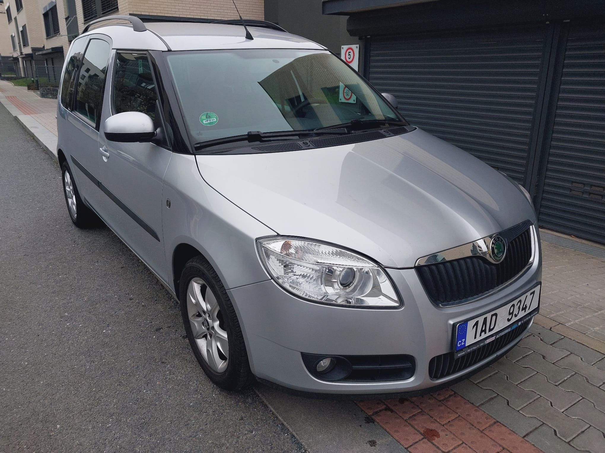 Škoda Roomster, 1.2 HTP  56.000km - fotka 3