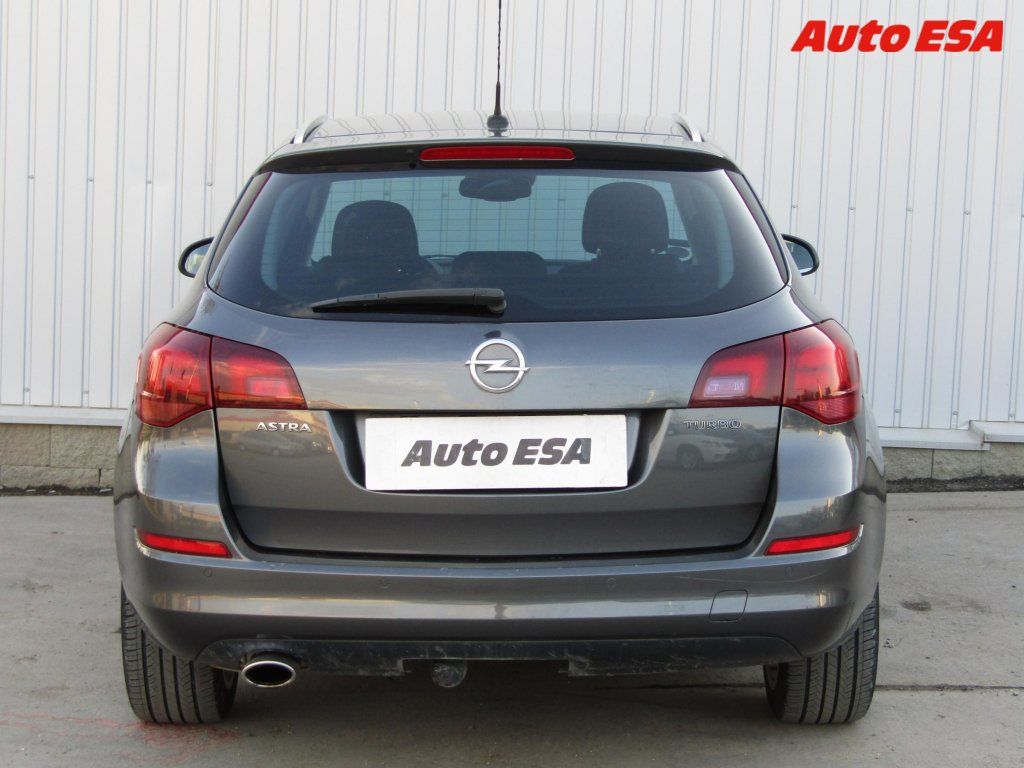 Opel Astra, 1.6 T,Cosmo,bixen,+kola - fotka 5