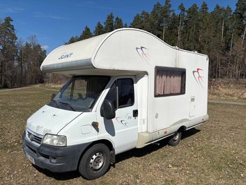 2.0. JTD karavan