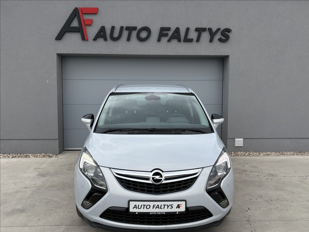 Opel Zafira, 1,4 103kw ČR servis 6MT - fotka 3