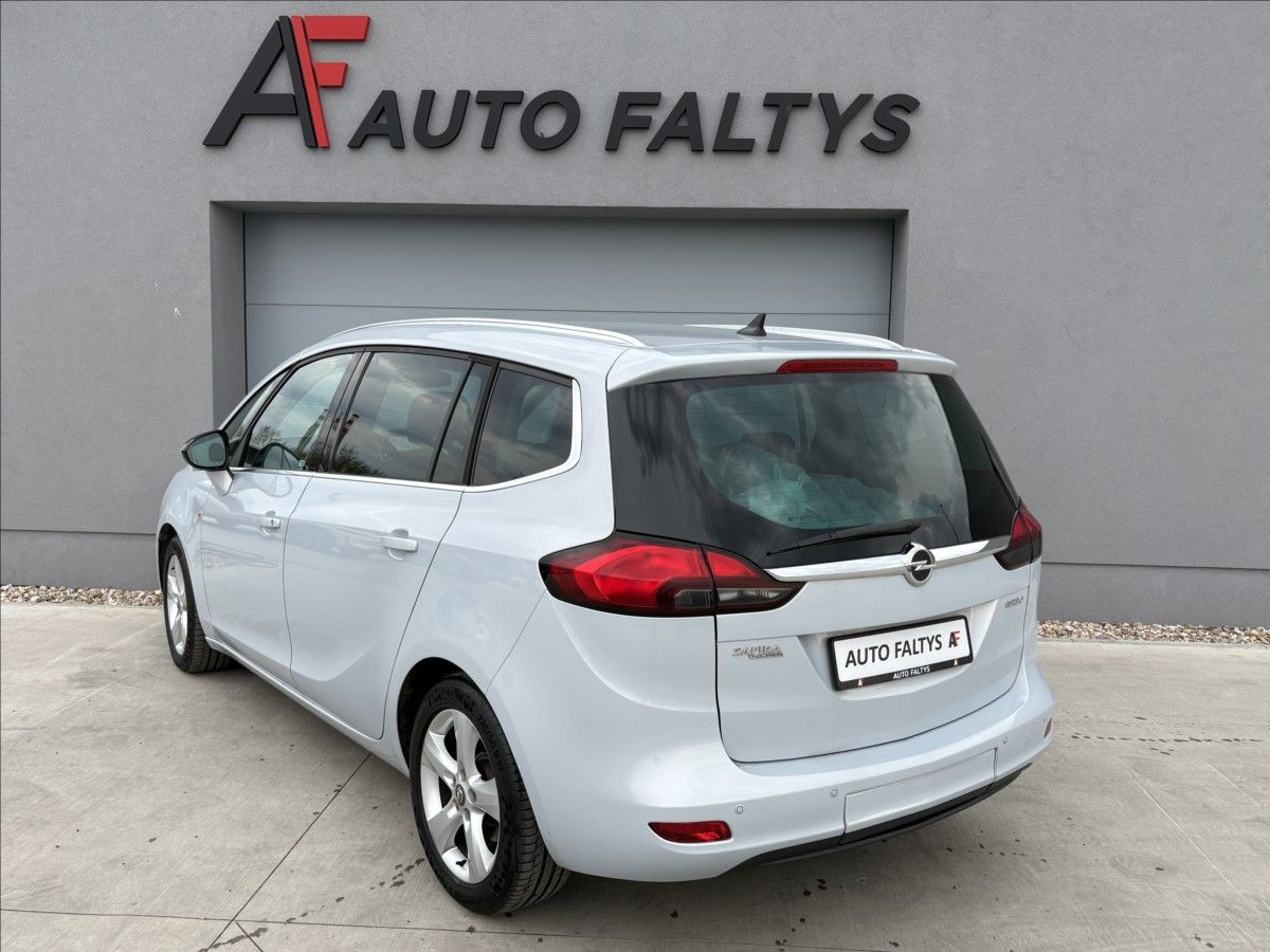 Opel Zafira, 1,4 103kw ČR servis 6MT - fotka 4