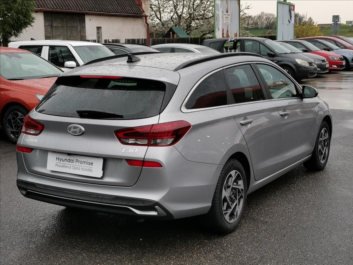 Hyundai i30, 1,5 TGDI WG STYLE SAFETY - fotka 4