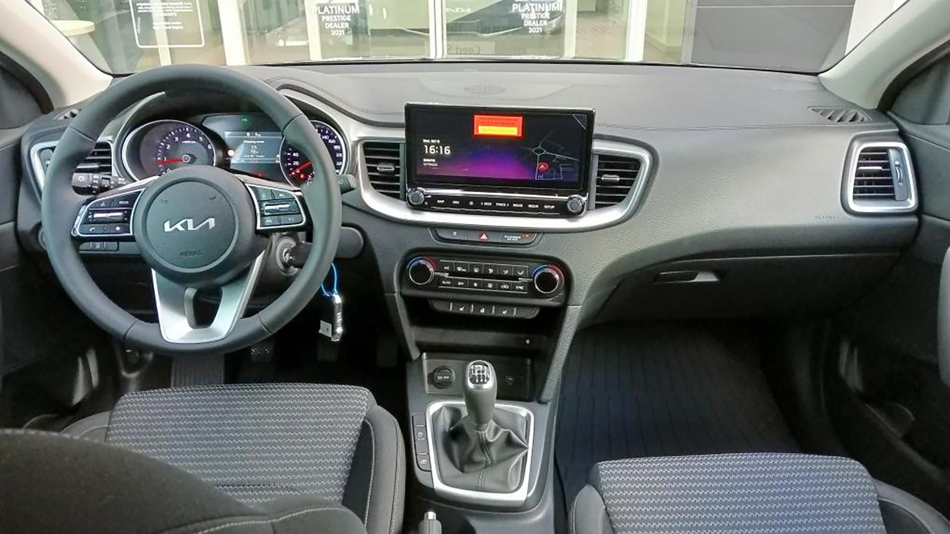 Kia Cee´d, SW 1.5 T-GDi TOP  MY25 - fotka 5