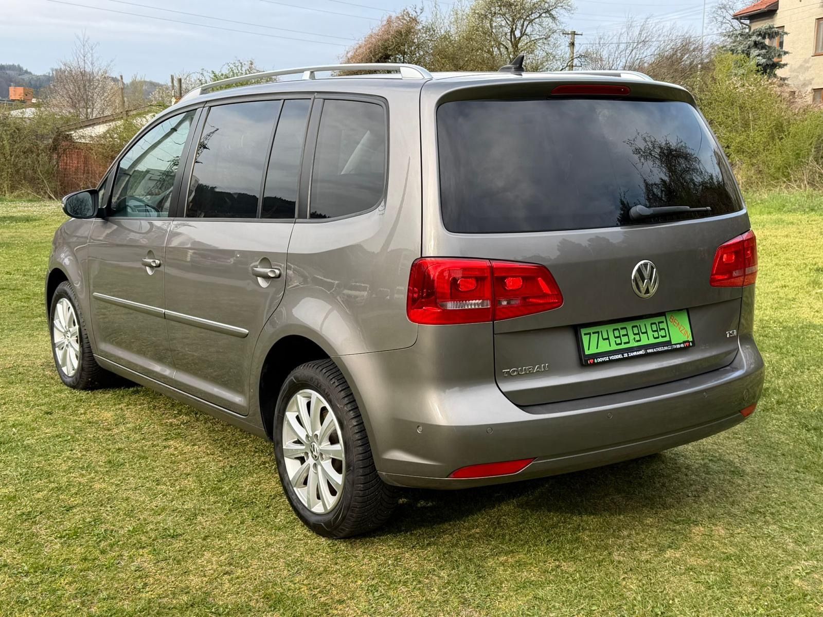 Volkswagen Touran, HIGHLINE 1,4 TSI - NAVIGACE !! - fotka 6