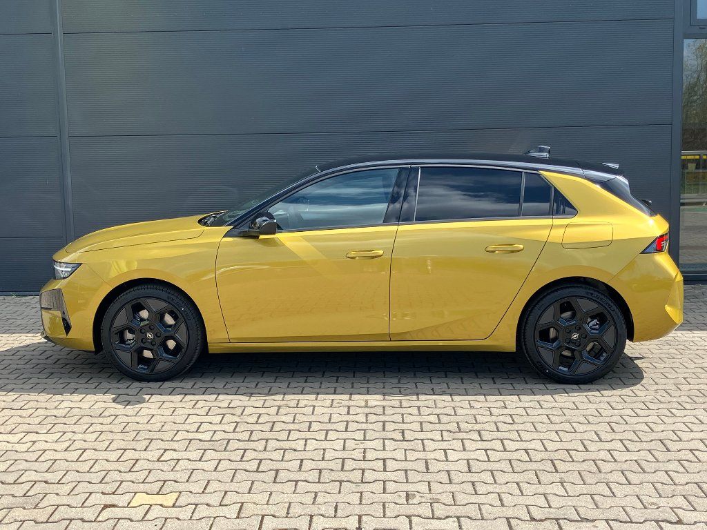 Opel Astra, ULTIMATE 1.6 PHEV (195k) AT7 - fotka 3