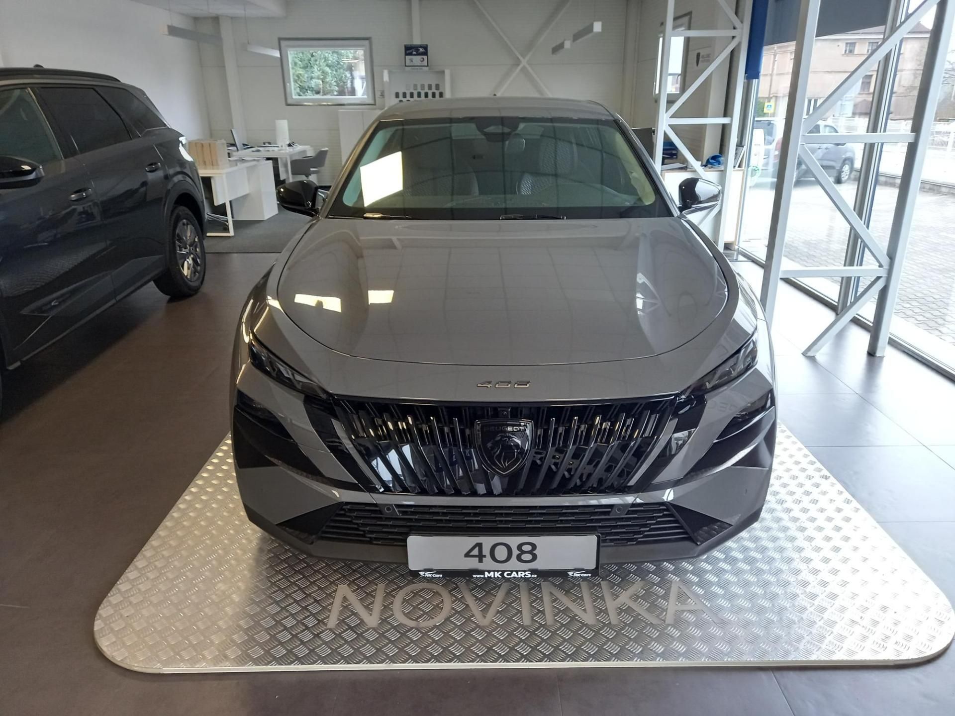 Peugeot 408, ALLURE Hybrid 145 e-DCS6 - fotka 5