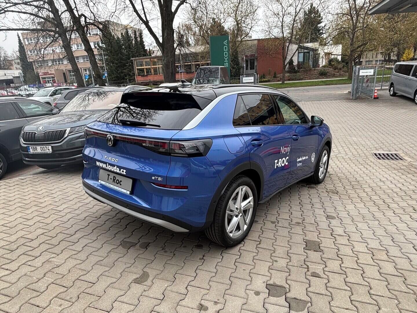 Volkswagen T-Roc, Life 1,5 eTSI 110 kW - fotka 4
