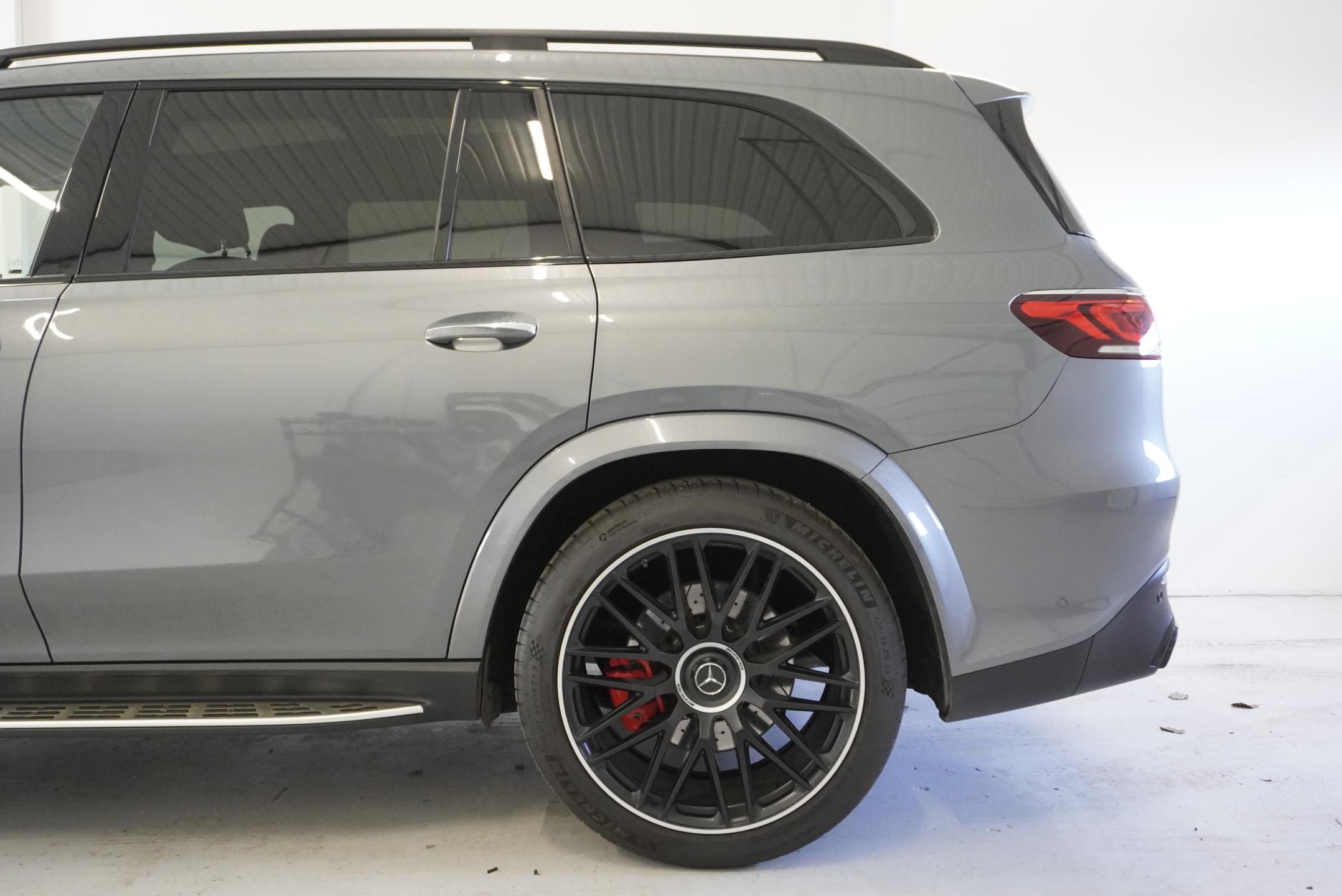 Mercedes-Benz GLS, 63 AMG FULL OPTIONS - fotka 6