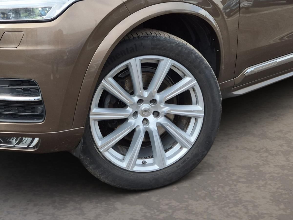 Volvo XC90, 2,0 D5 AWD - fotka 6