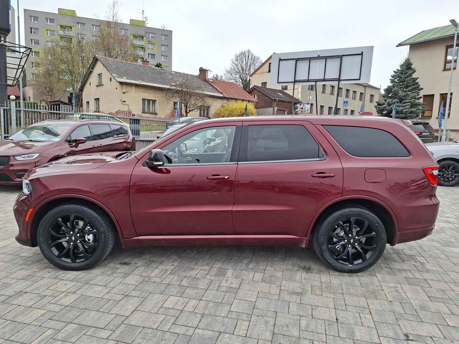 Dodge Durango, 5,7 V8 R/T 4x4, 7 míst, LPG - fotka 4