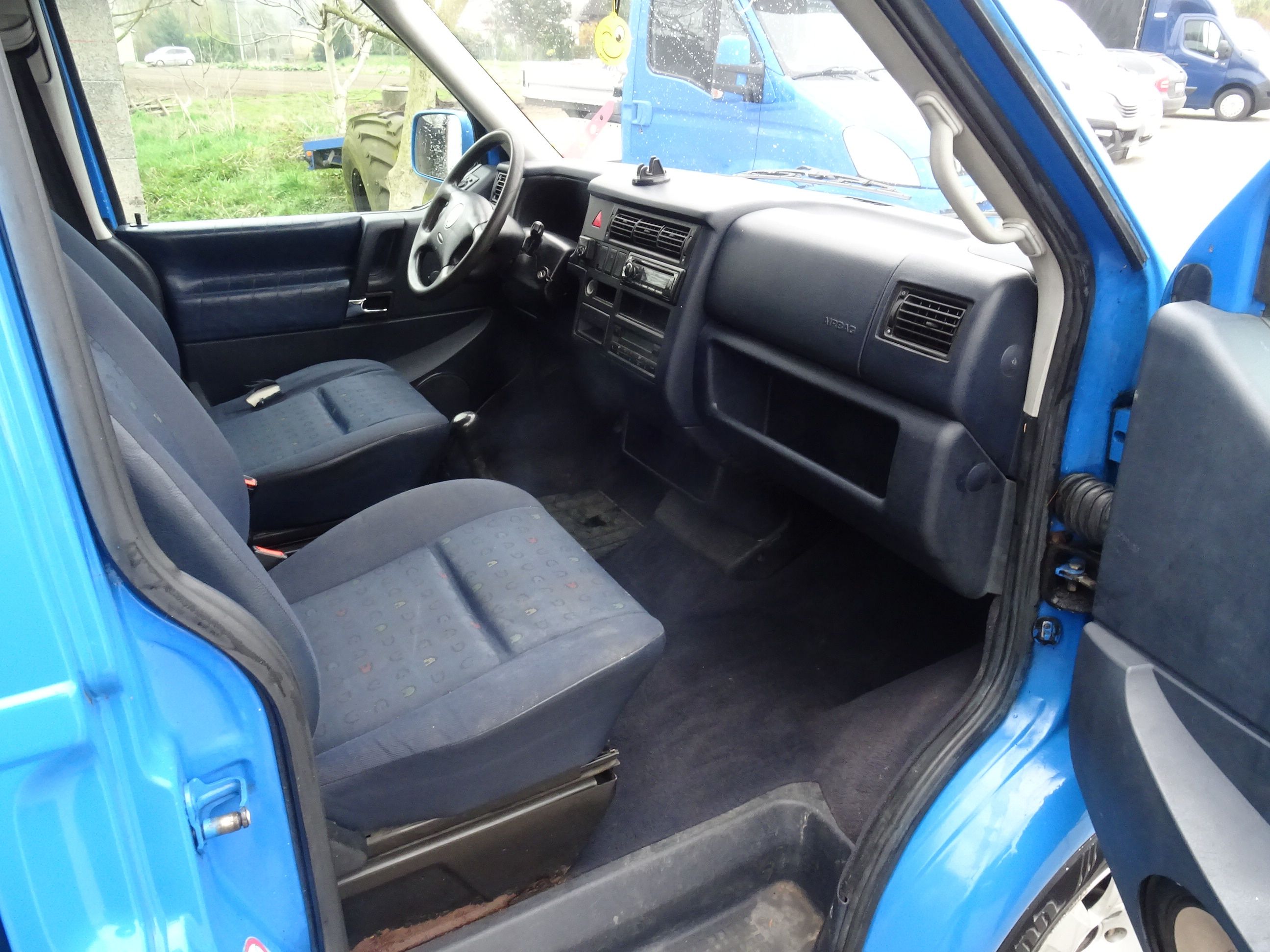 Volkswagen Caravelle, 2.0 TDI - fotka 6