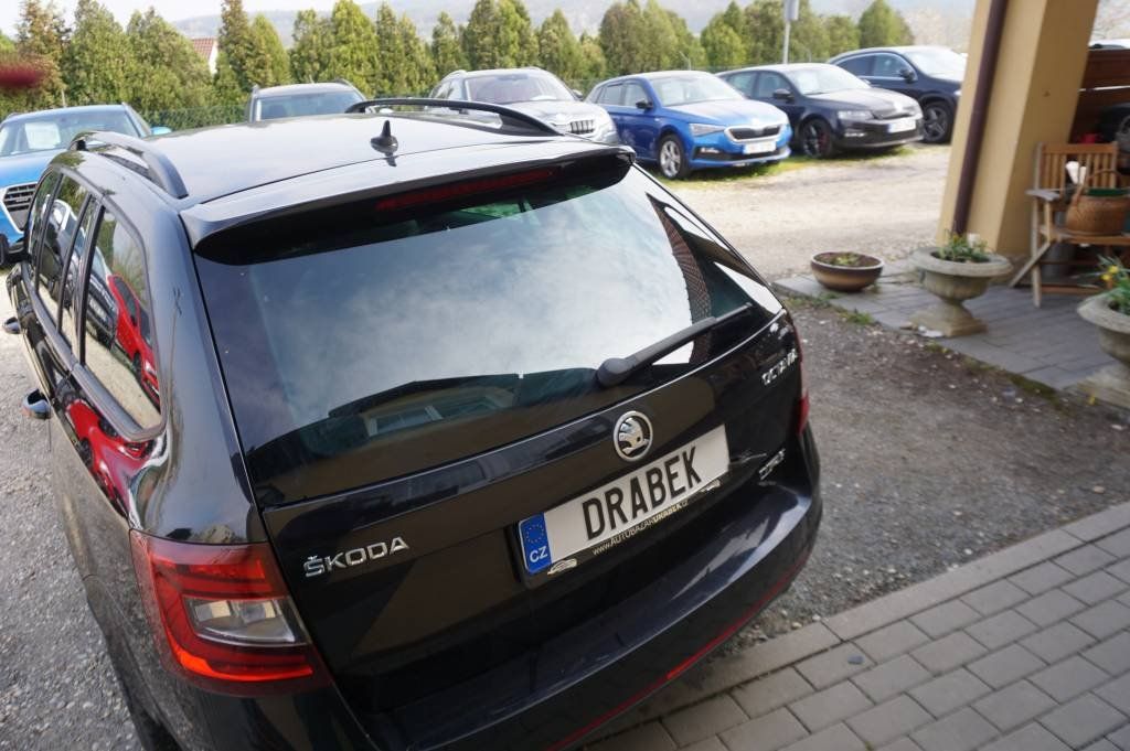 Škoda Octavia, 2,0 RS - fotka 5