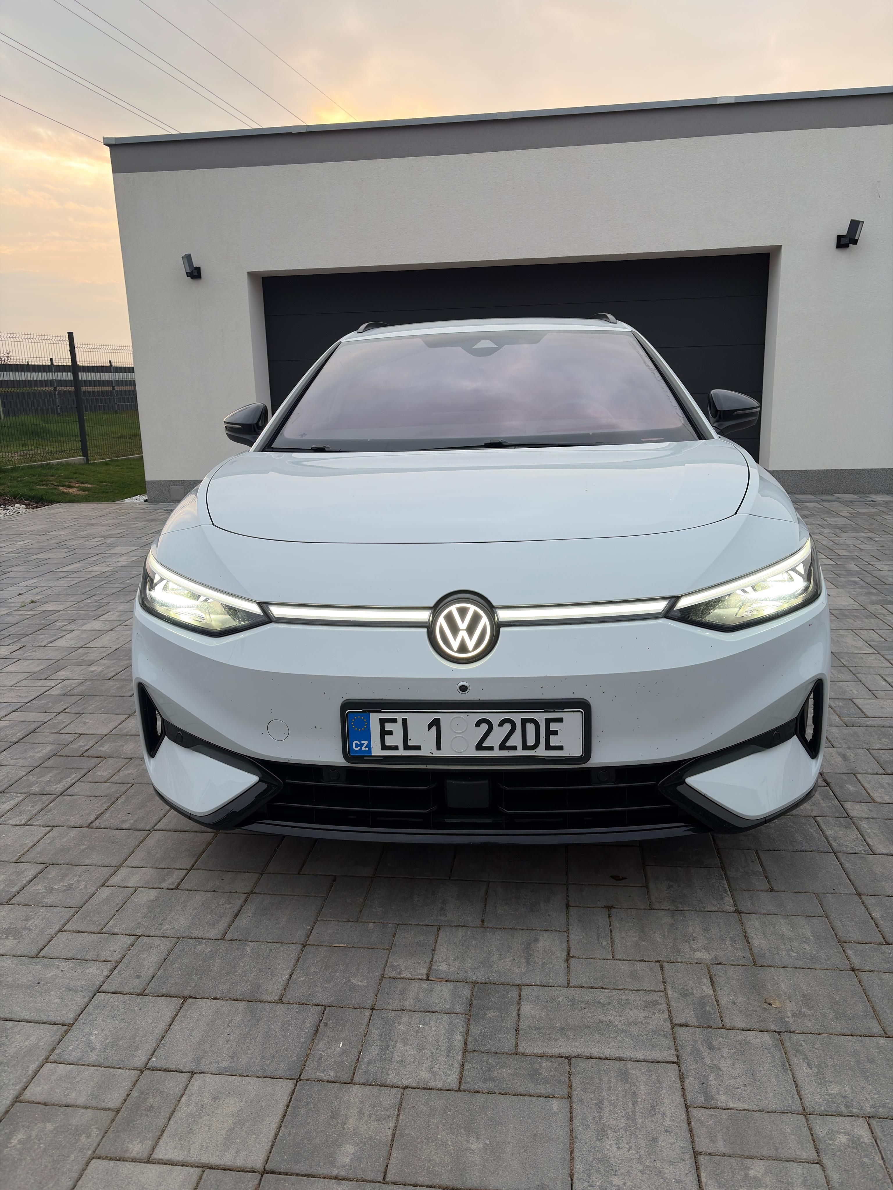 Volkswagen ID.7 Tourer - fotka 3