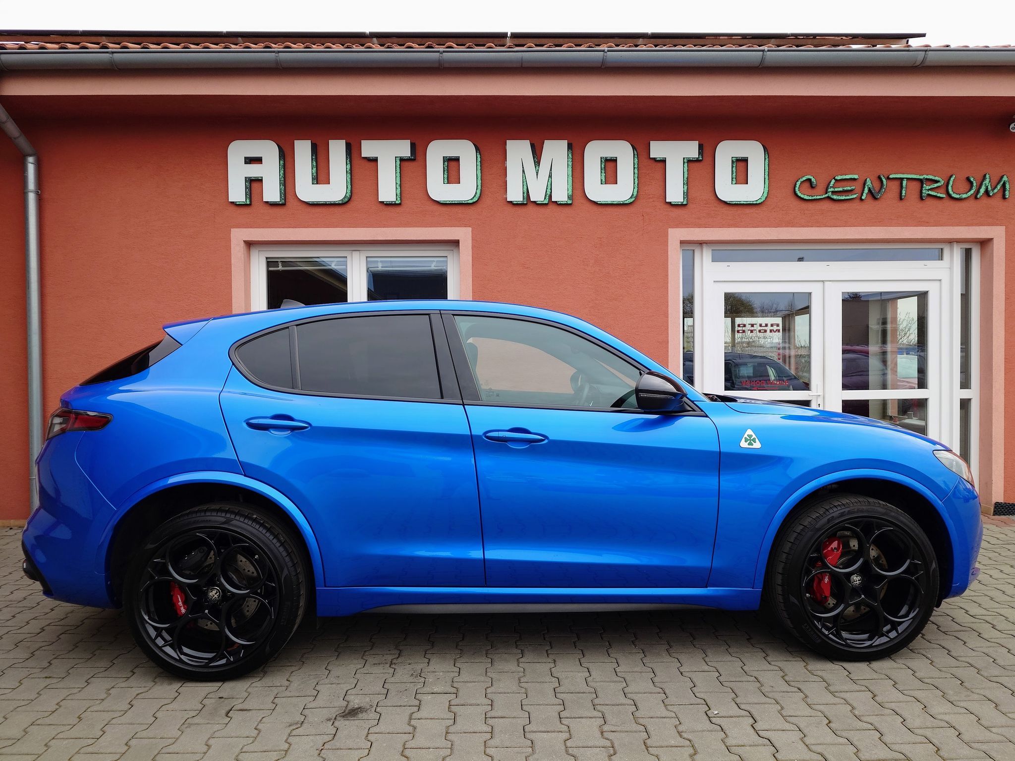 Alfa Romeo Stelvio, QudriFoglio 382kw(ODPOČET DPH) - fotka 5