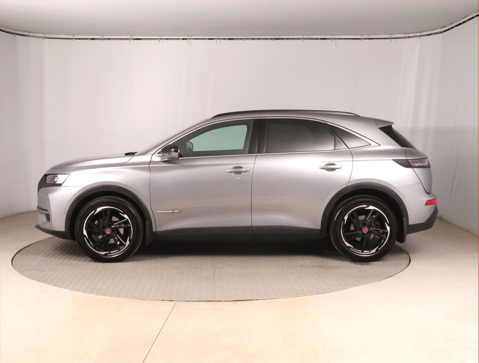 DS 7 Crossback, 1.6 PureTech, Performance Line - fotka 3