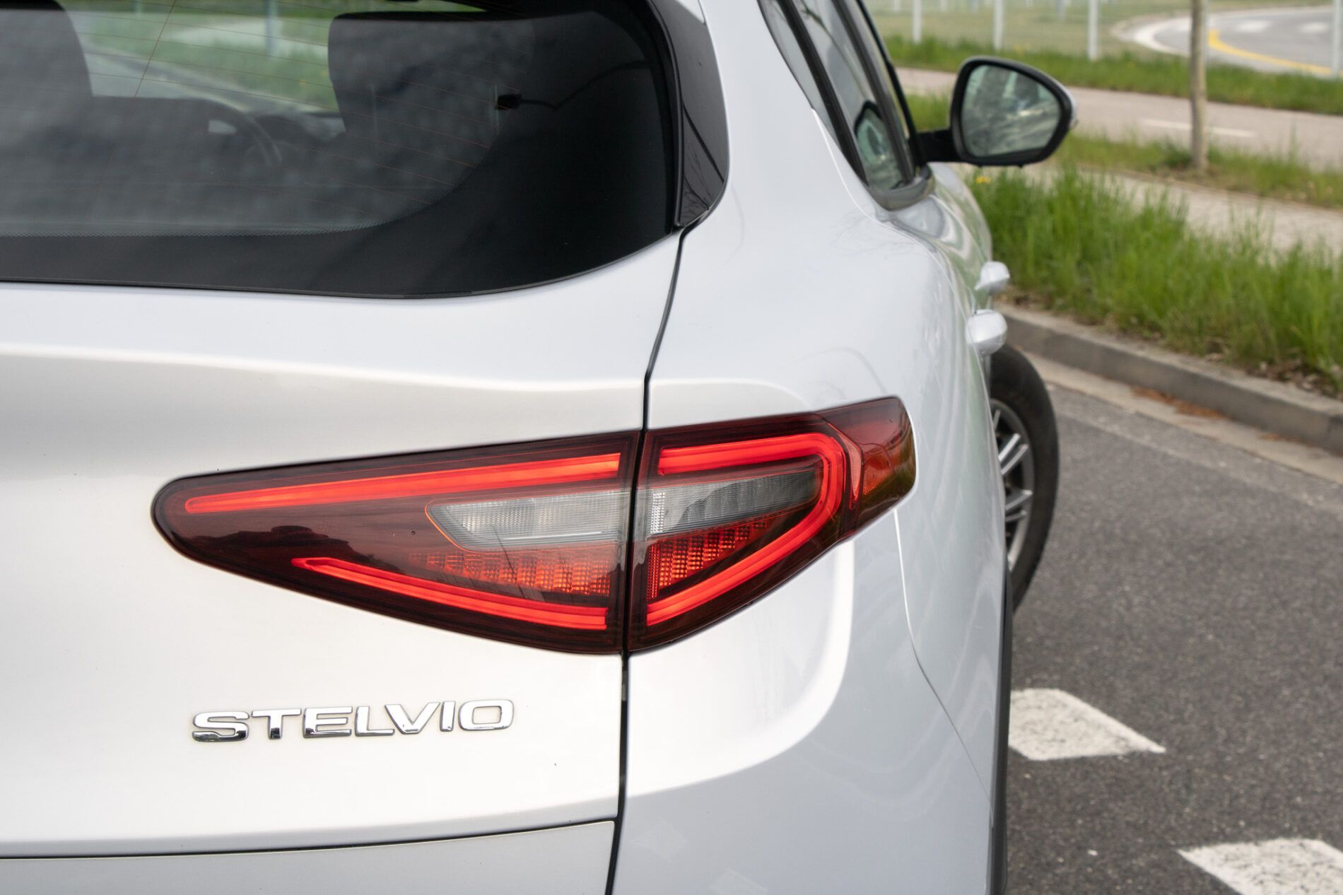 Alfa Romeo Stelvio - fotka 5