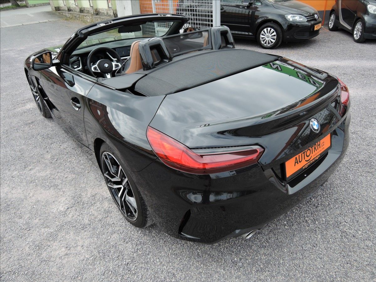 BMW Z4, 3,0 i Sdrive MPacket HarmanLED - fotka 6