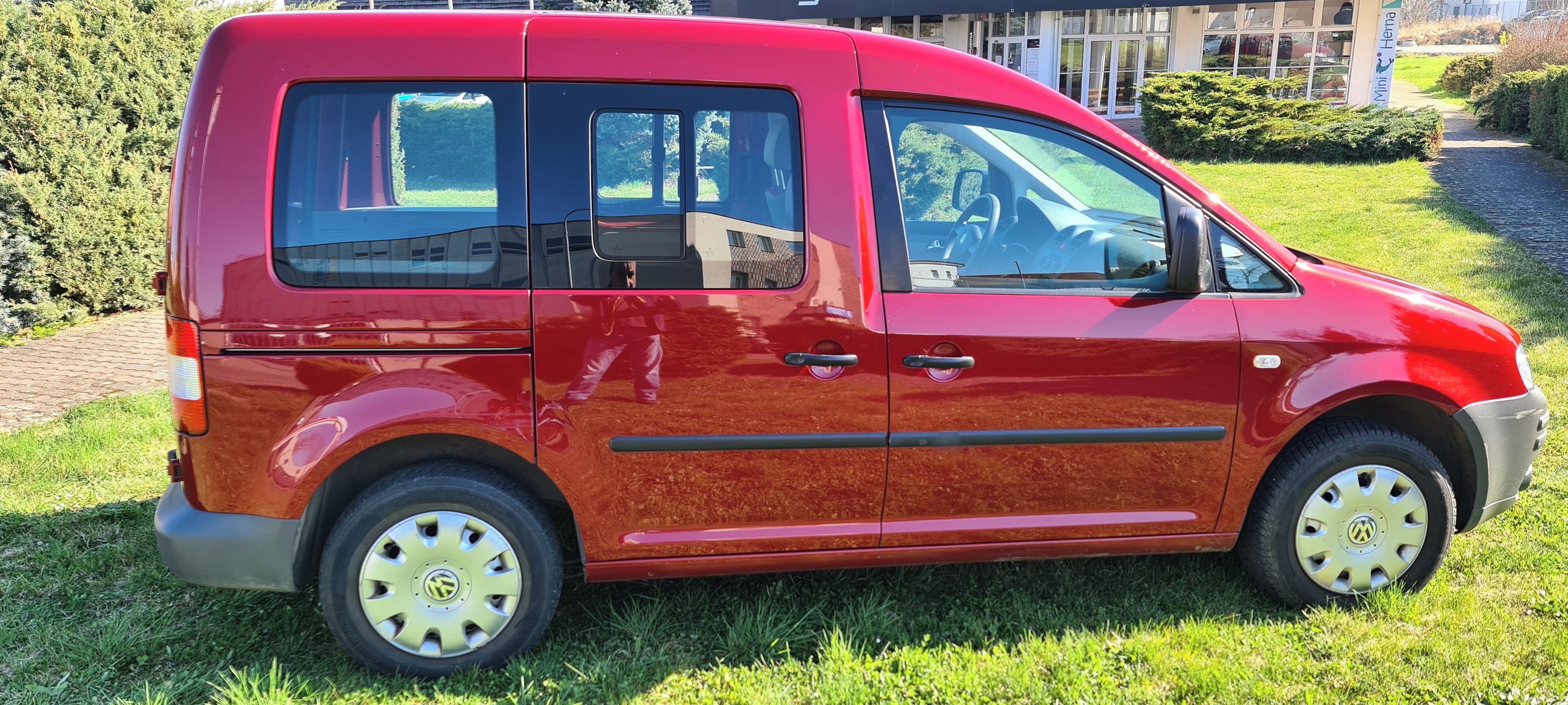 Volkswagen Caddy, VW Caddy 1,9 TDi, Life family - fotka 6