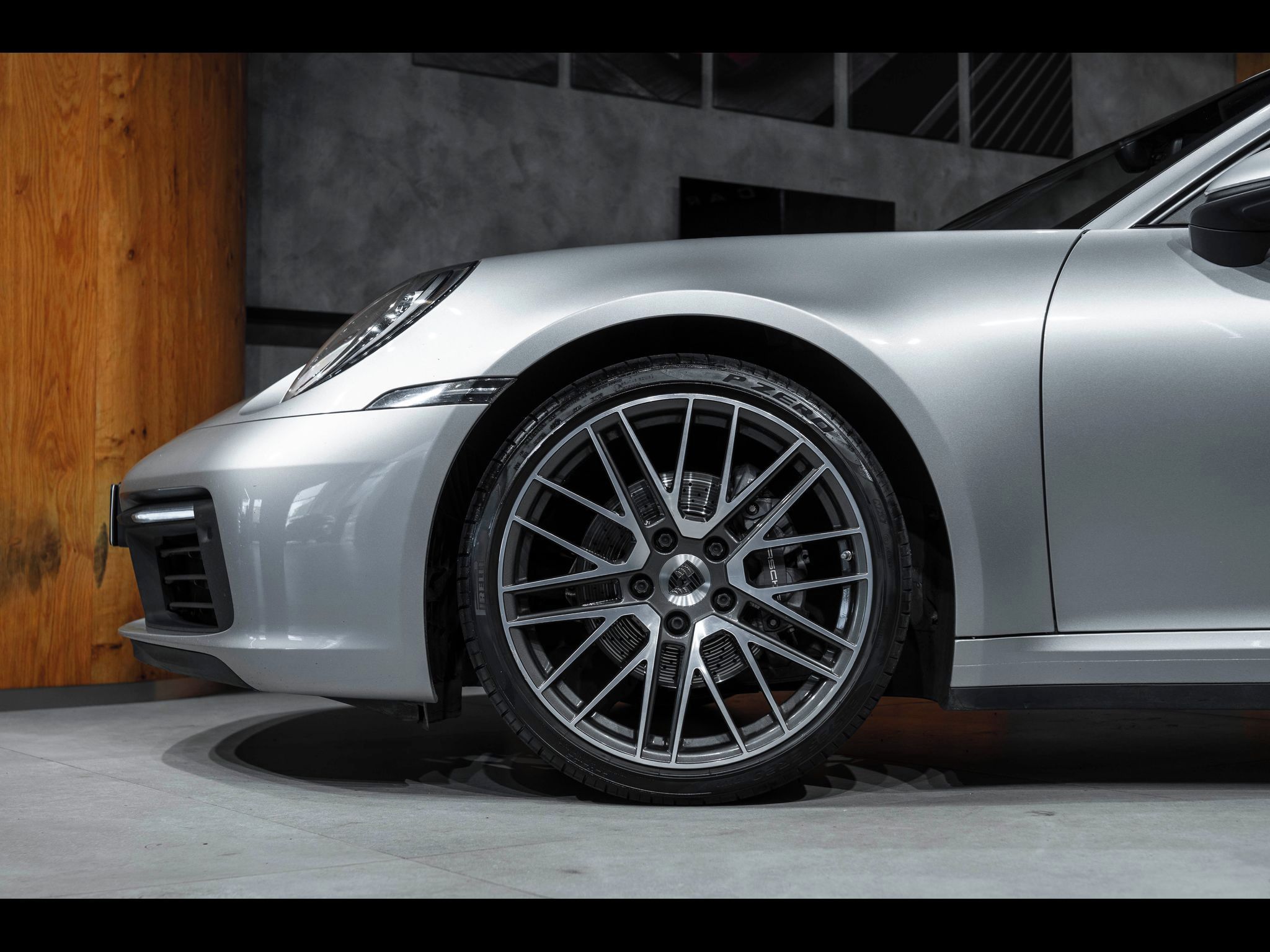 Porsche 911 - fotka 2