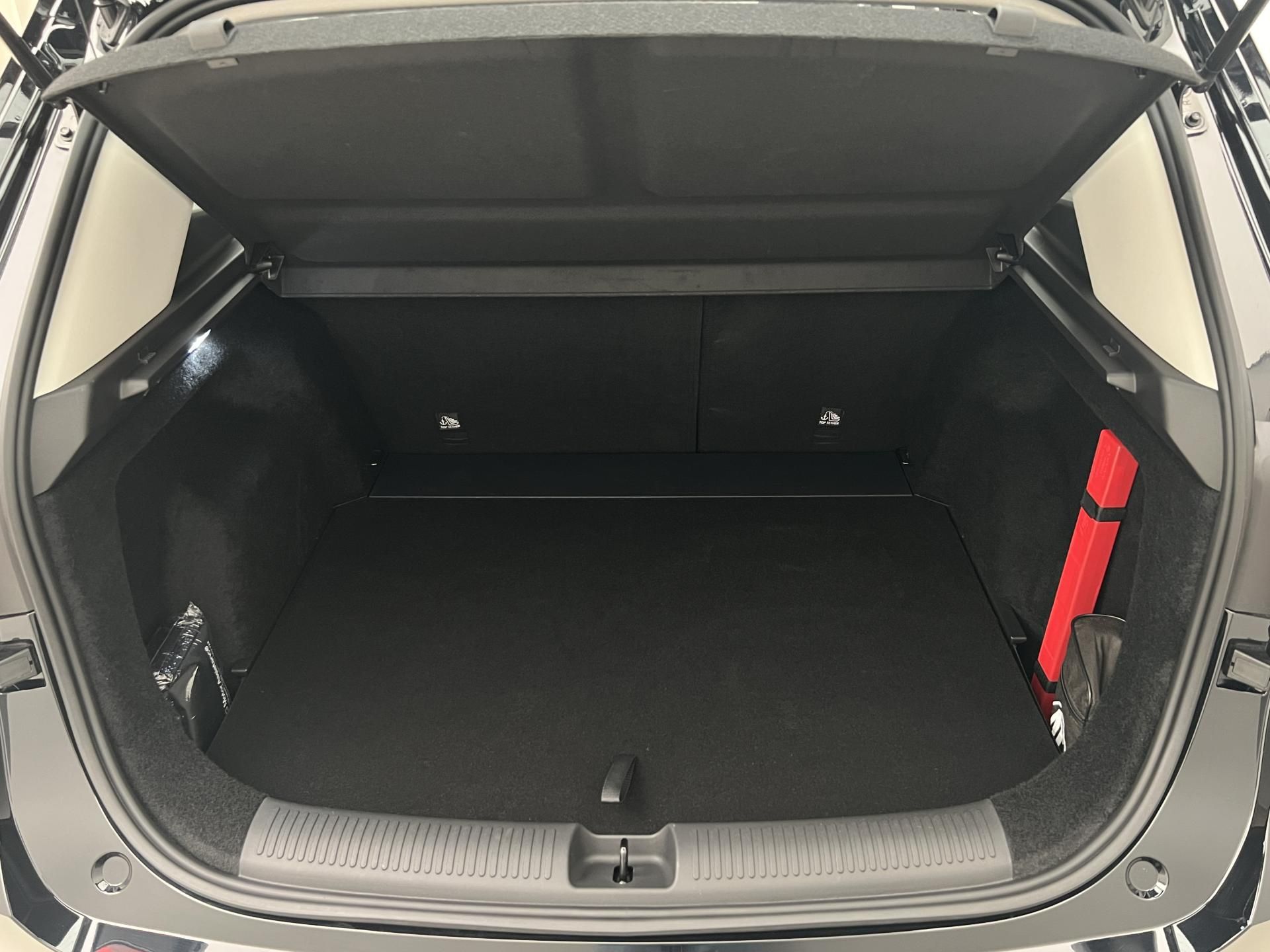 MG ZS, 1.5 EXCITE CZ 1.maj. - fotka 5