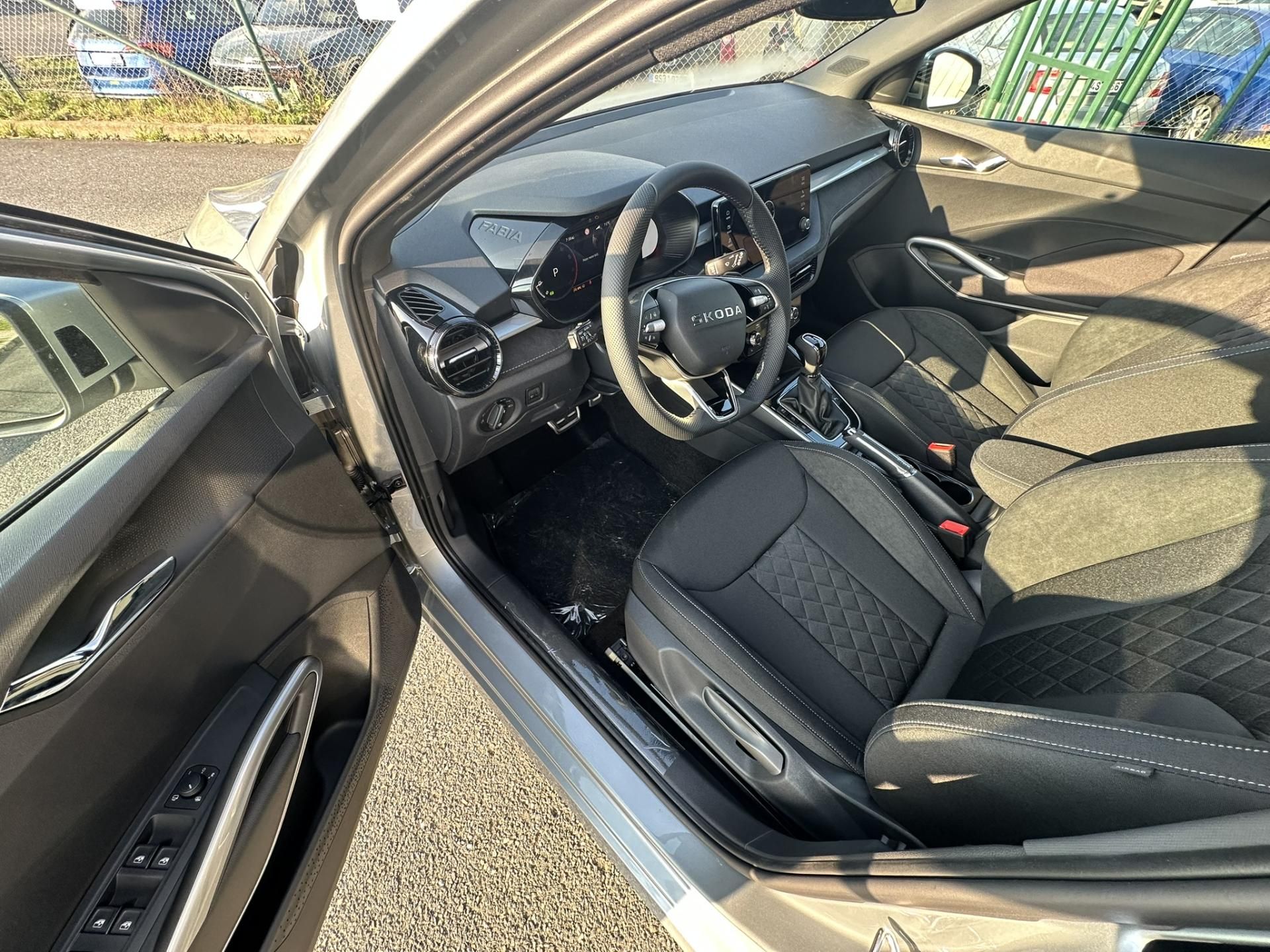 Škoda Fabia, DYNAMIC 1.0TSI 85kW DSG - fotka 6