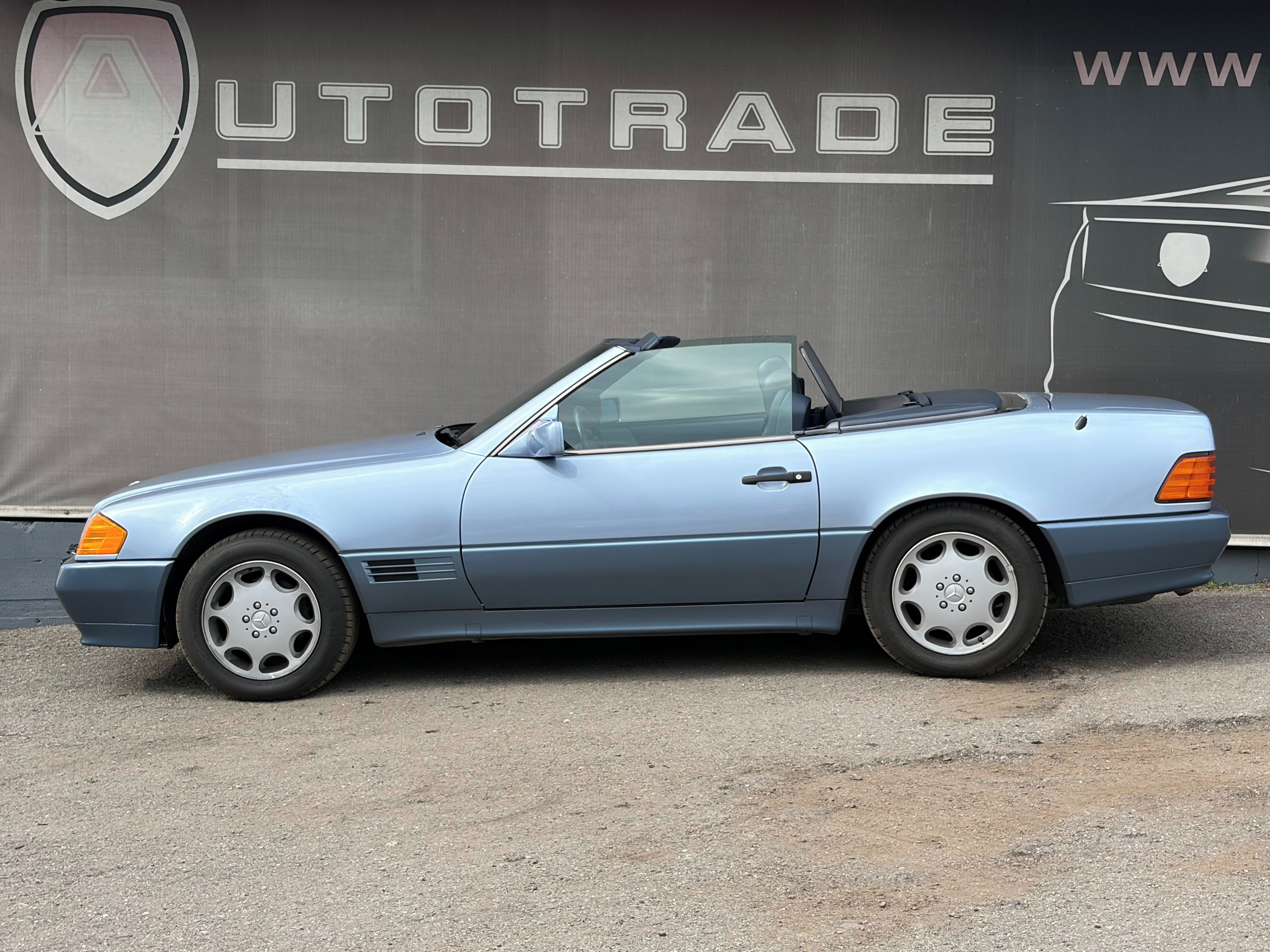 Mercedes-Benz SL, 500 240kW, V8 CABRIOLET - fotka 4