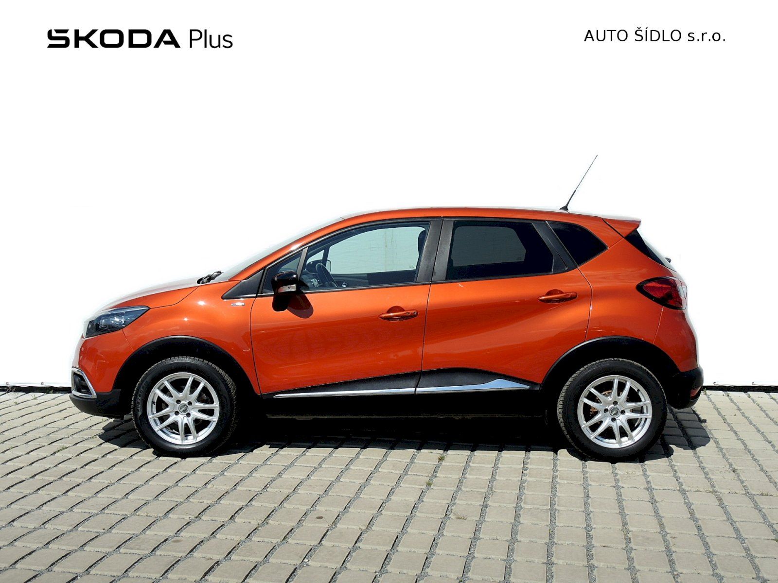 Renault Captur, 0.9i 66kW - fotka 3