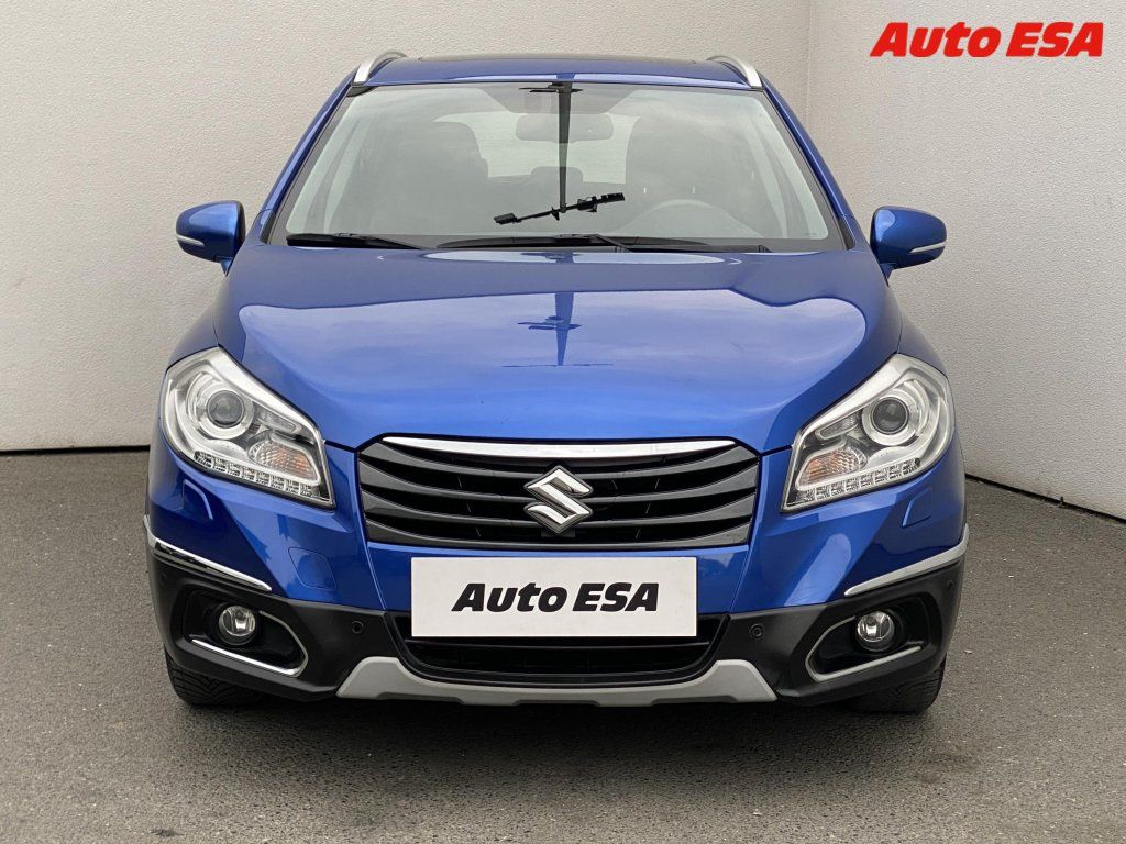 Suzuki S-Cross, 1.6i,4x4 - fotka 2