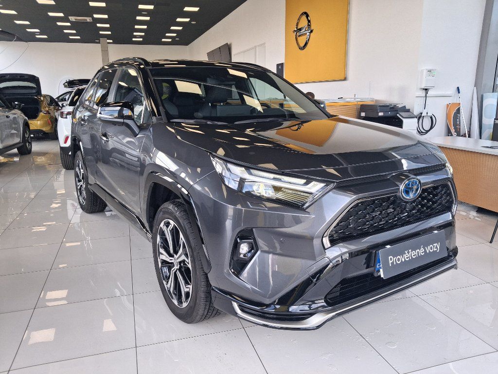 Toyota Rav4, 2.5 136kW PHEV 2025 - fotka 4