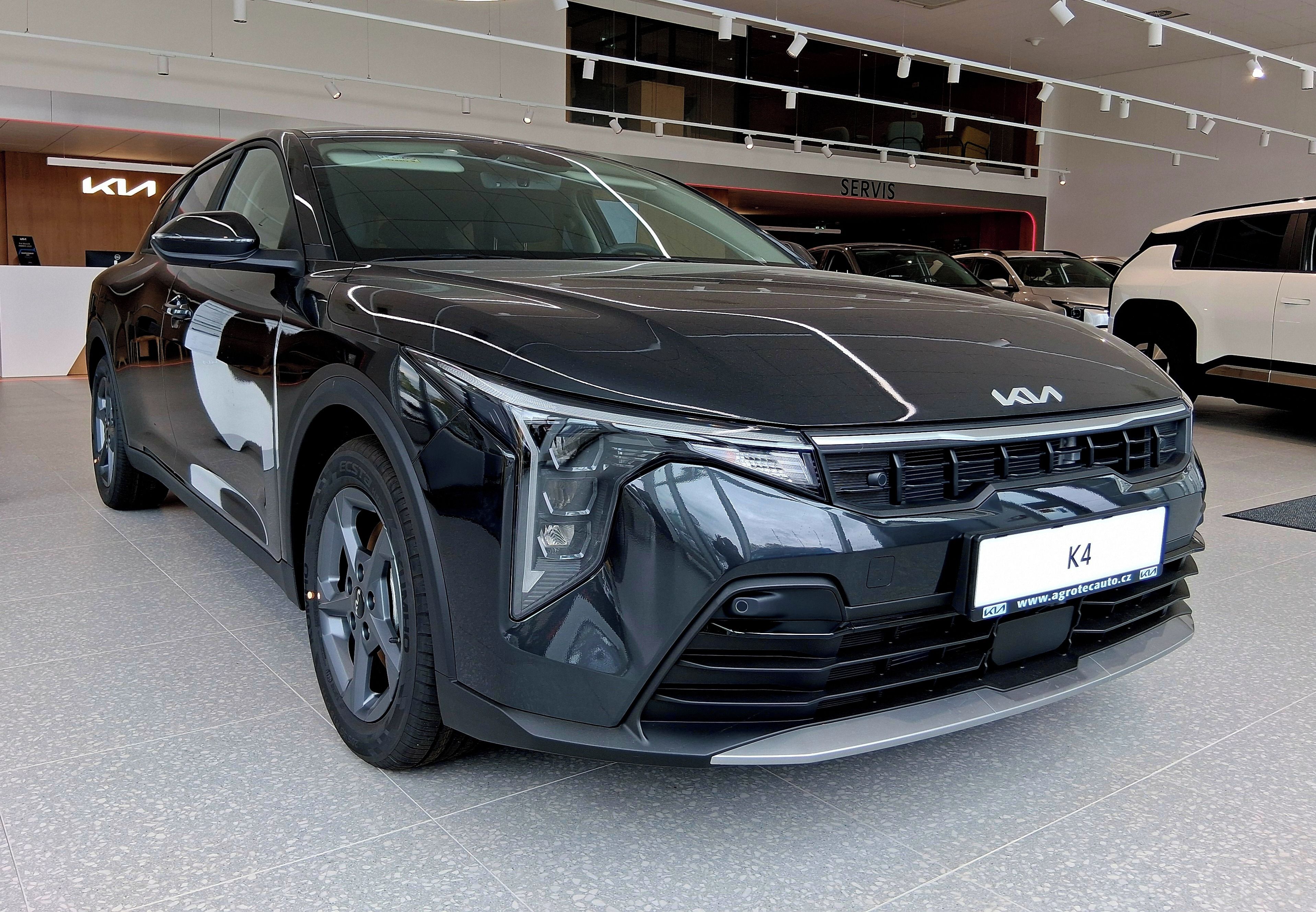 Kia K4, Exclusive 110 kW 7DCT automat