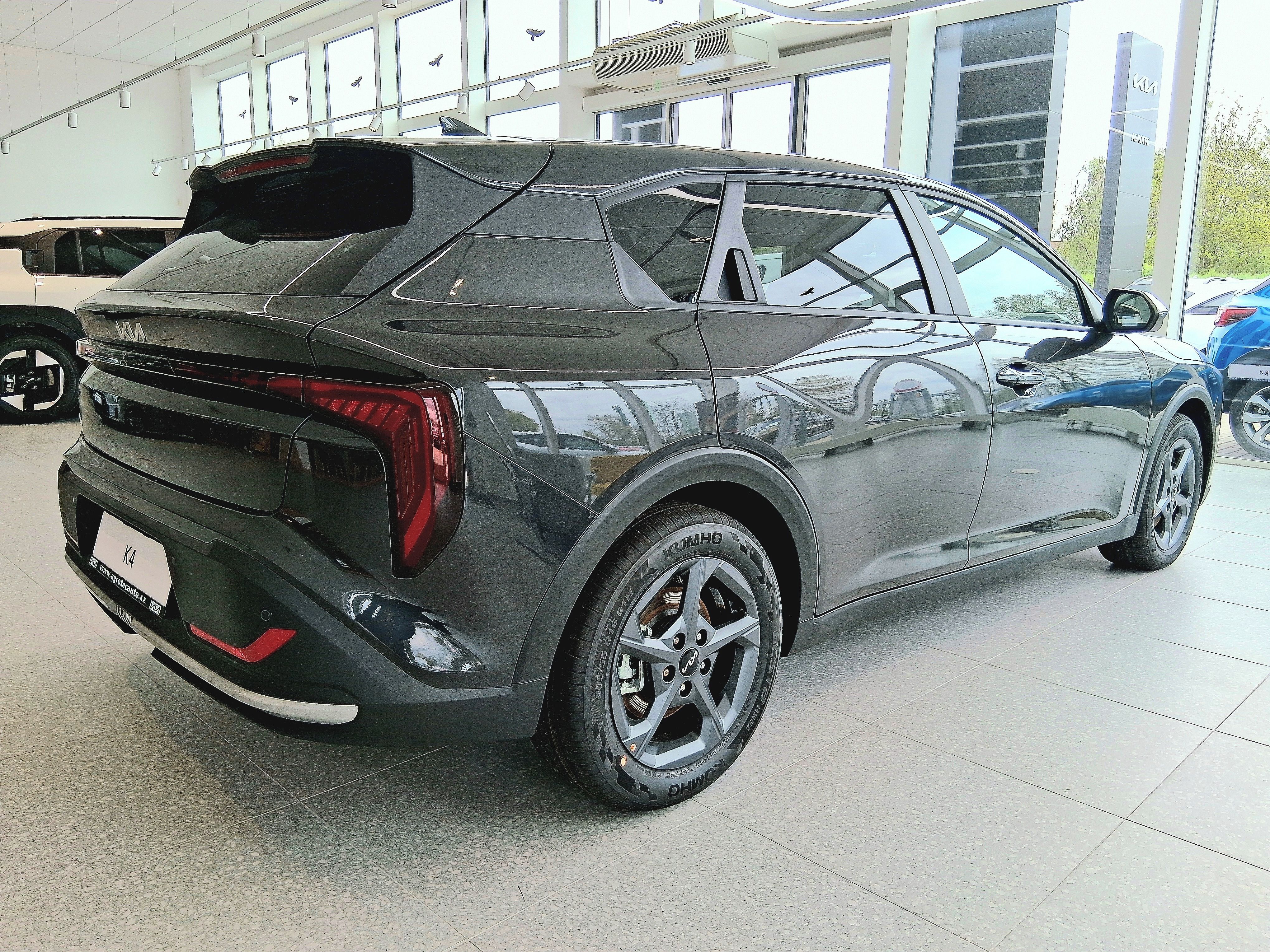 Kia K4, Exclusive 110 kW 7DCT automat - fotka 2