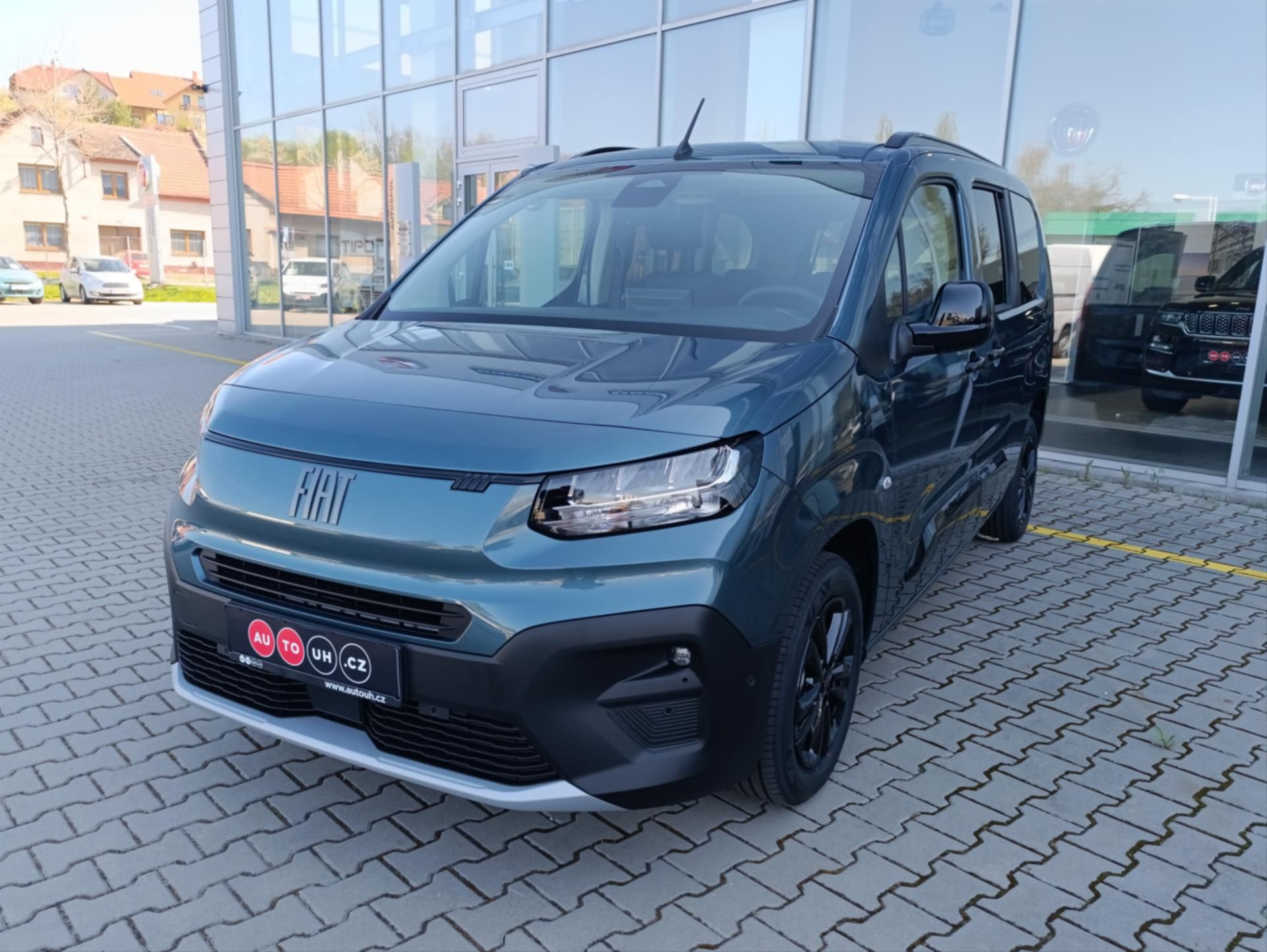 Fiat Dobló, 1,5 BlueHDI 130k  Panorama Max - fotka 3