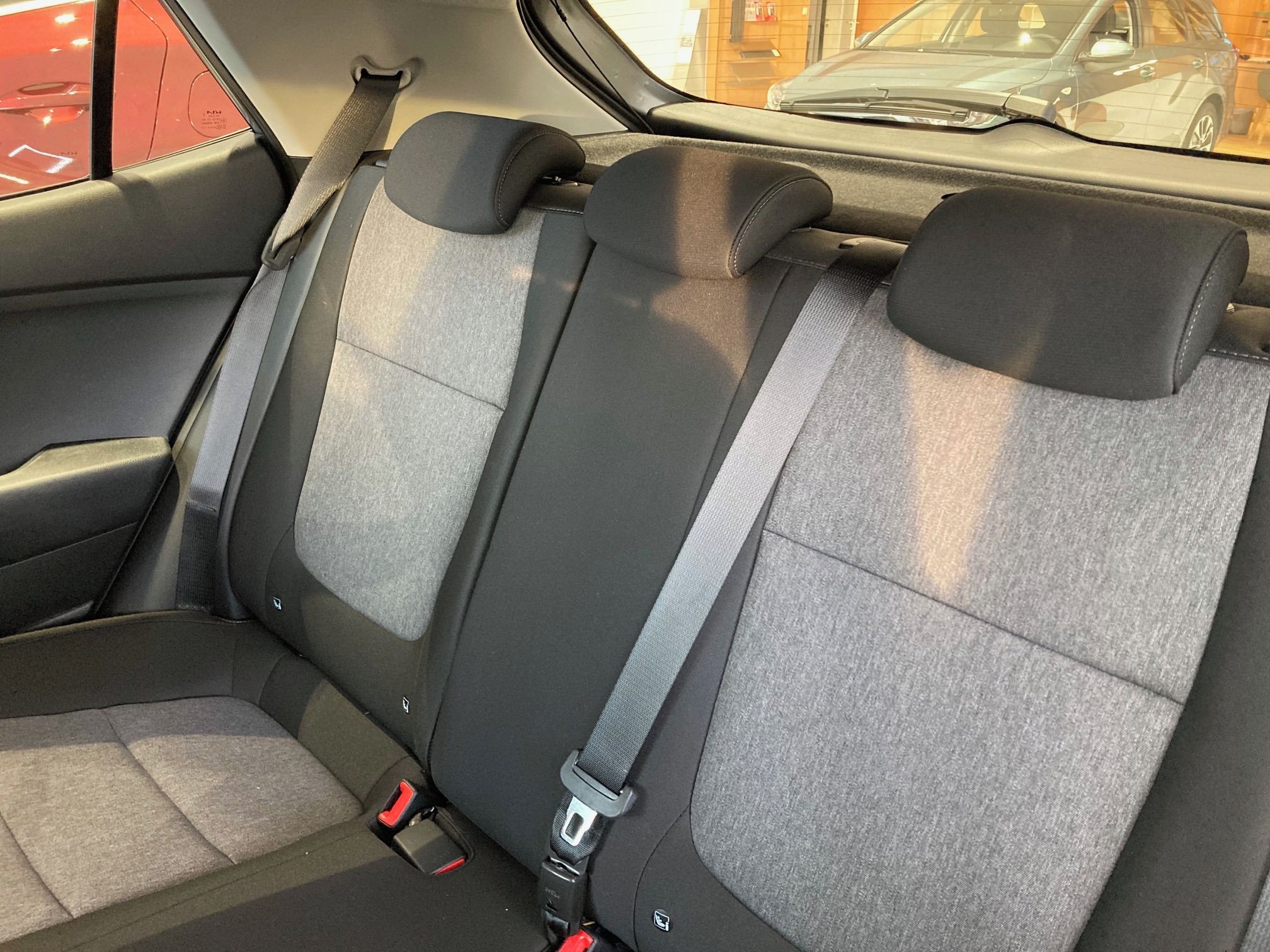 Kia Stonic, 1.0T-GDi SPIN - fotka 4