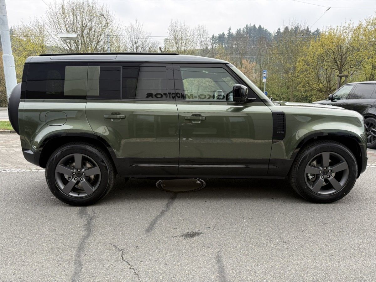 Land Rover Defender, 3,0 110 DYNAMIC SE D250 - fotka 6