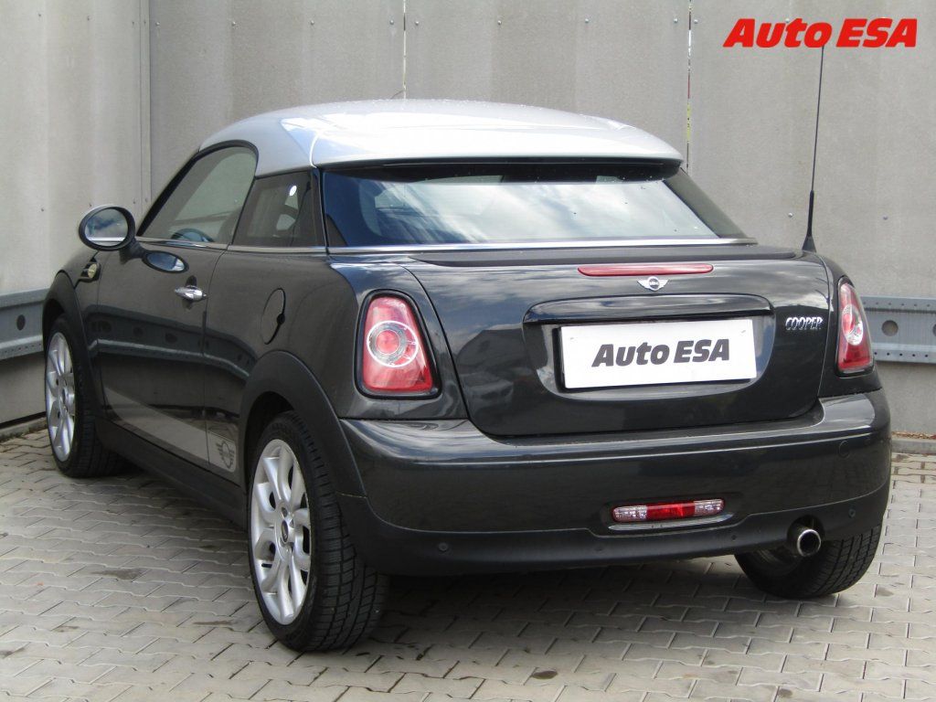 Mini Cooper, 1.6 i,AT,AC - fotka 6