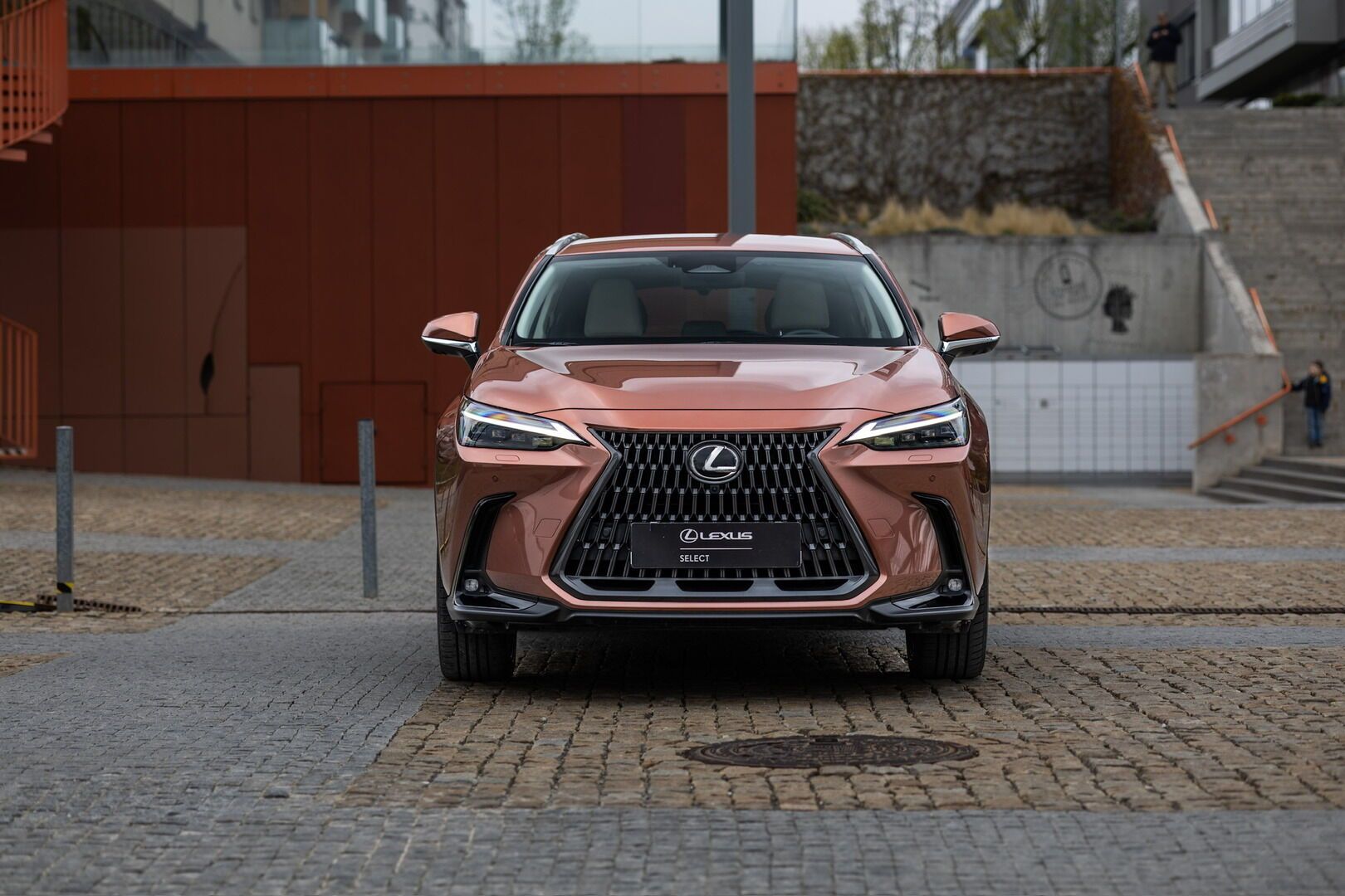 Lexus NX 450h+, 450H 2.5 PHEV LUXURY - fotka 3