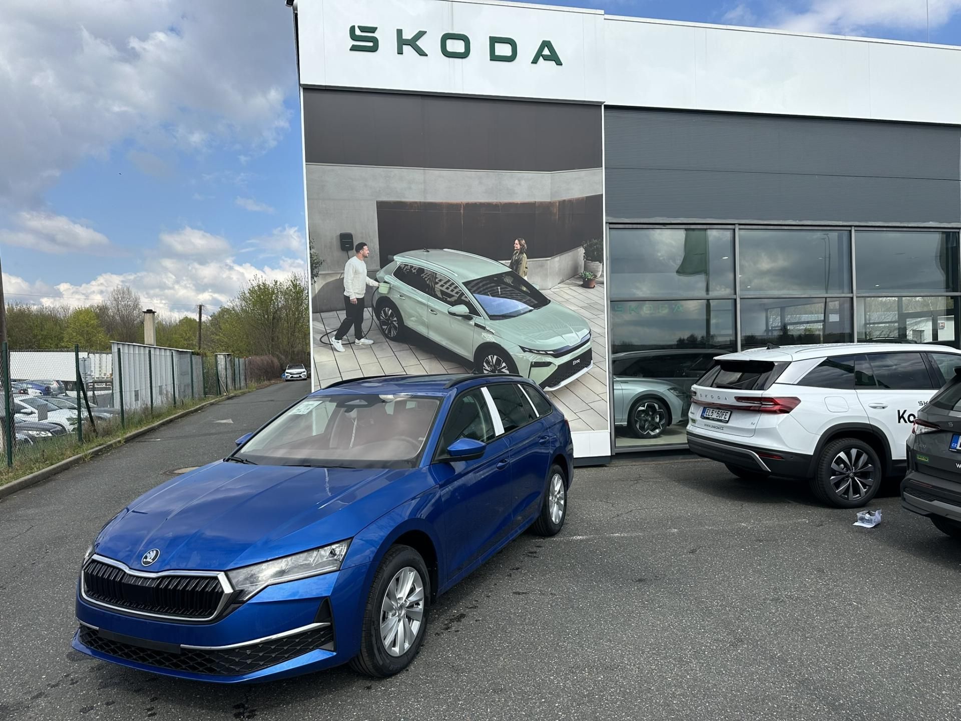 Škoda Octavia, SELECTION + dovýbava *306