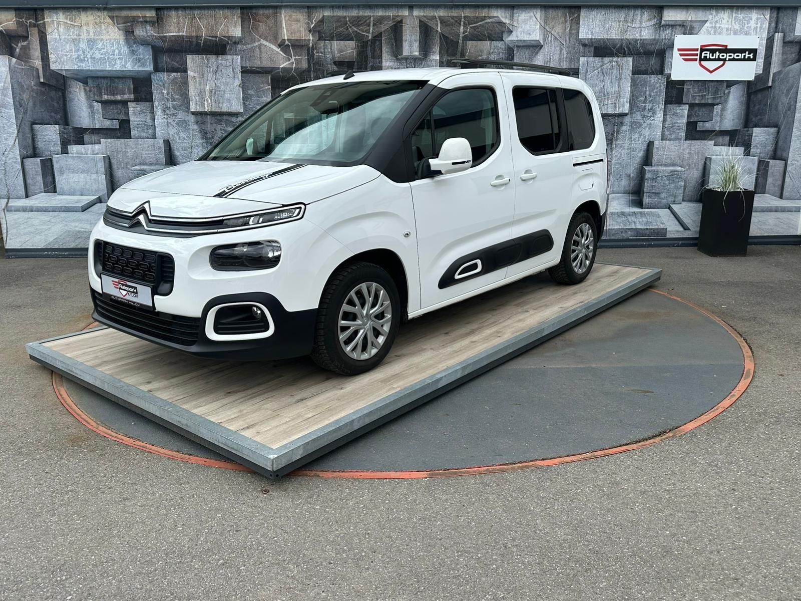 Citroën Berlingo, 1.2i, 81KW, - fotka 3