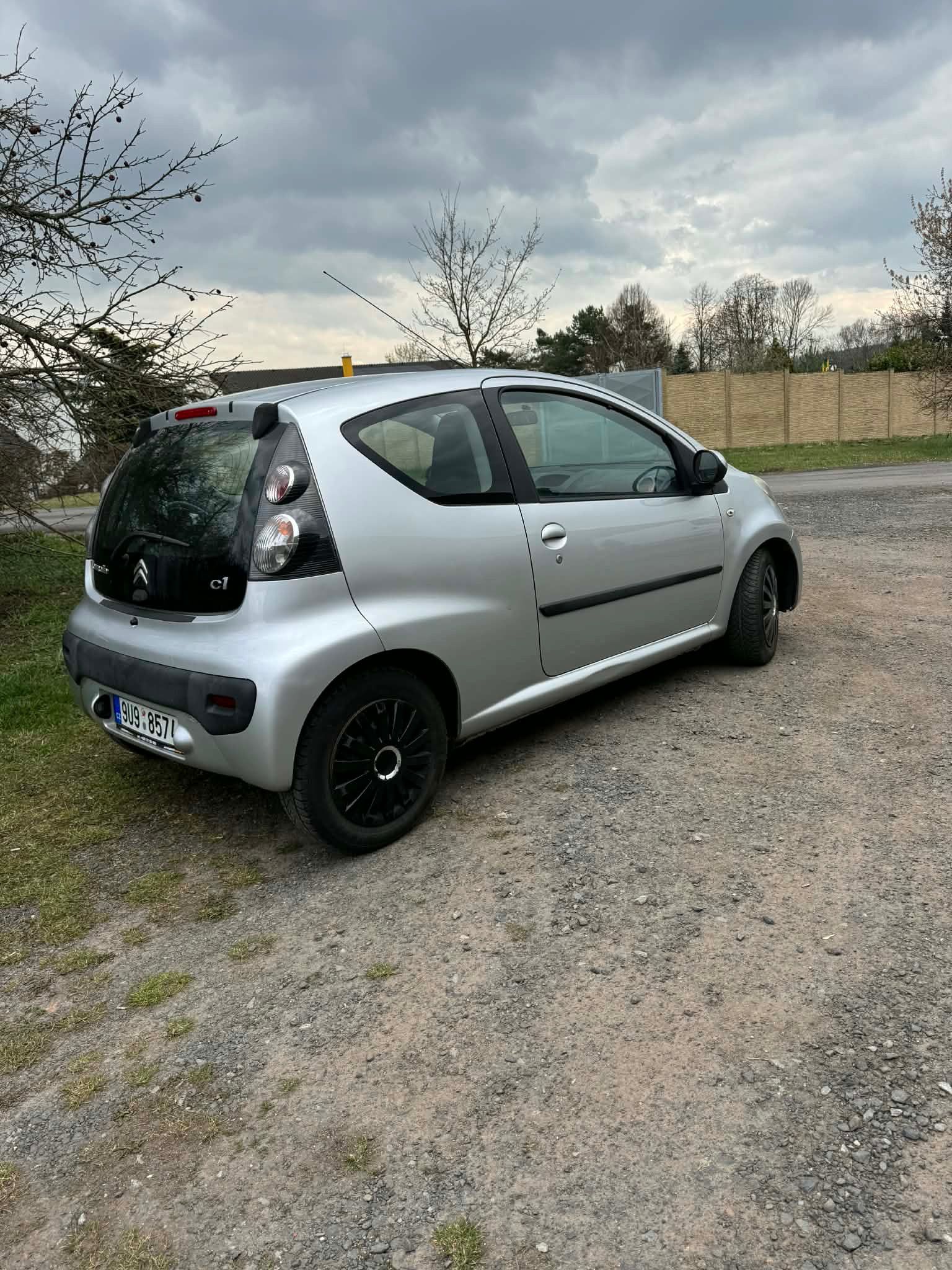 Citroën C1, 1.0 - fotka 2