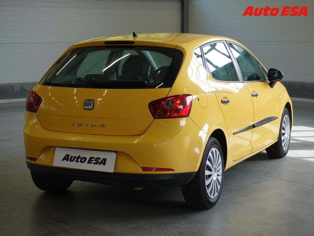 Seat Ibiza, 1.2i - fotka 4