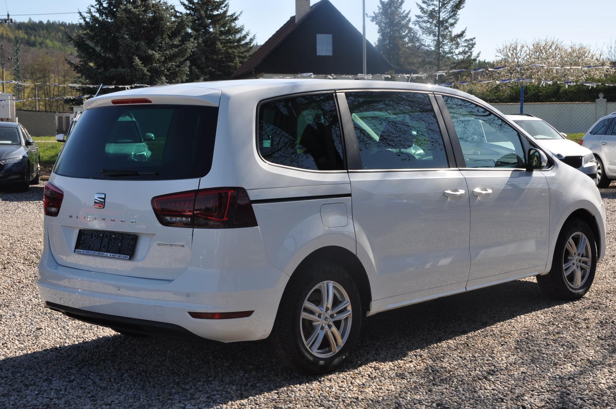 Seat Alhambra, 2.0TDi 110kW ECOMOTIVE - fotka 3