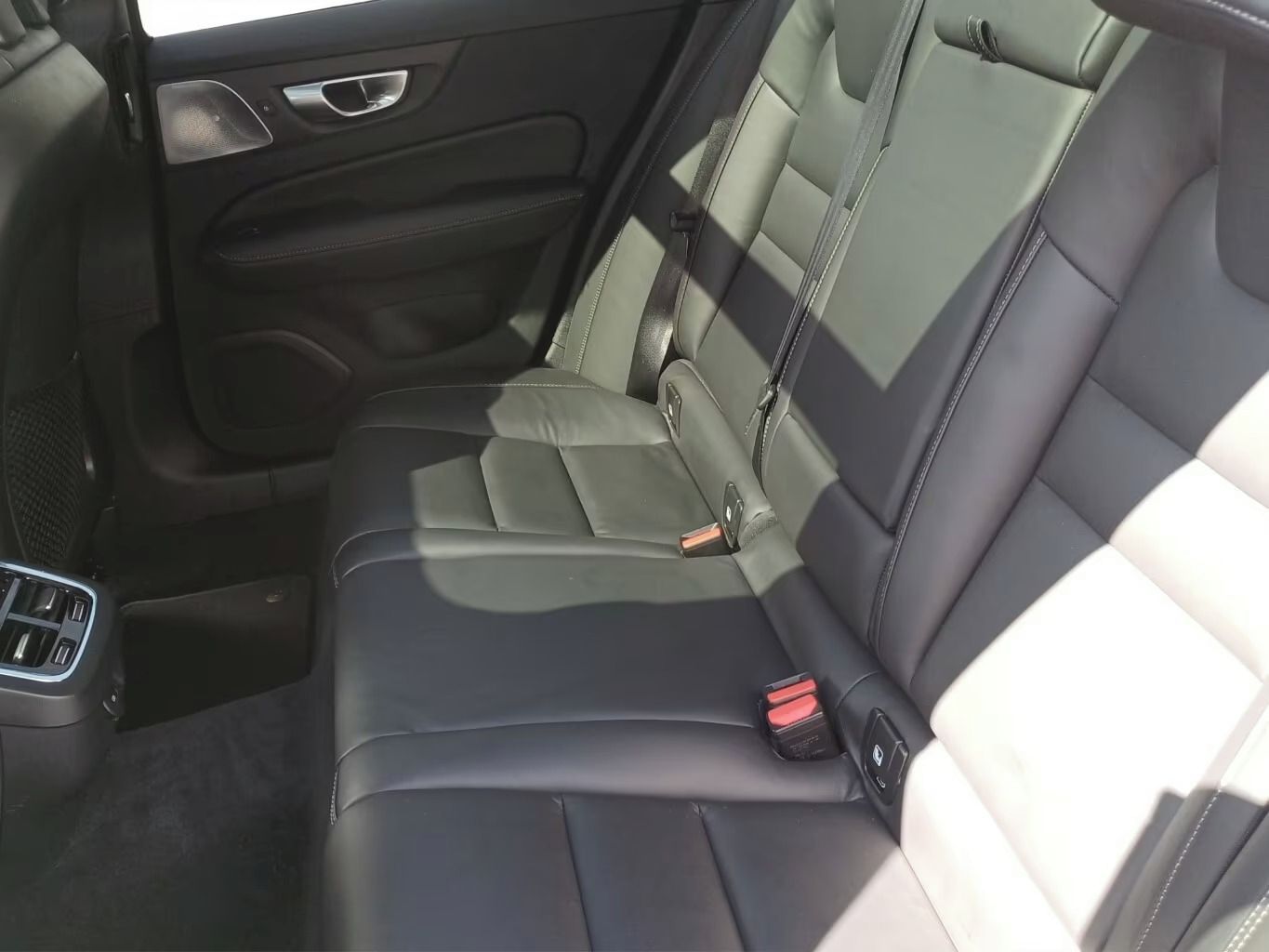 Volvo V60, CROSS COUNTRY B5 - fotka 6