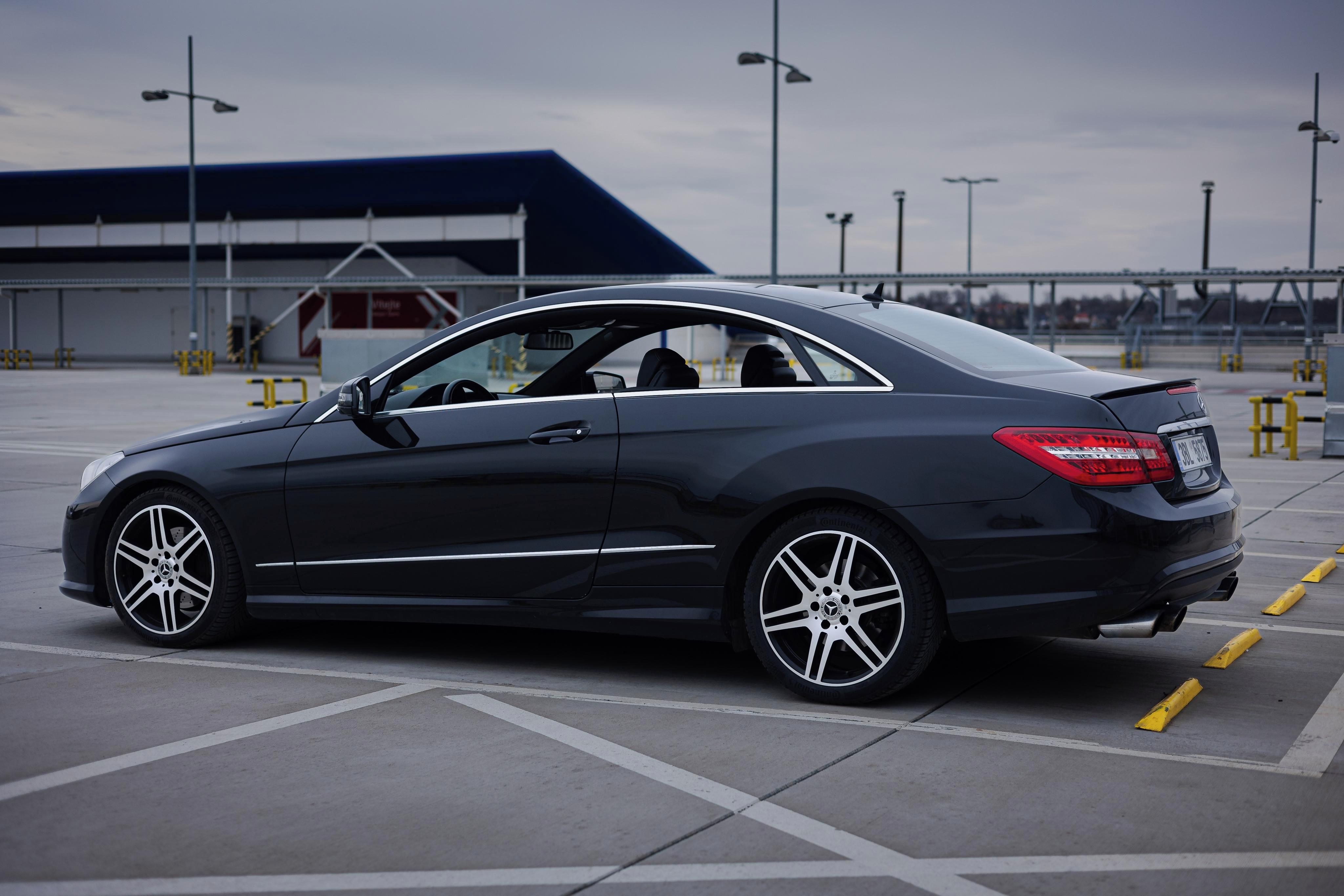 Mercedes-Benz Třídy E, Mercedes-Benz E-Coupe 250 CGI