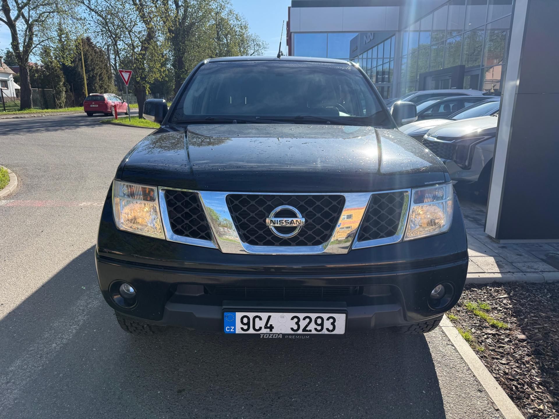 Nissan Navara, 2.5D  126kw 4x4 - fotka 2