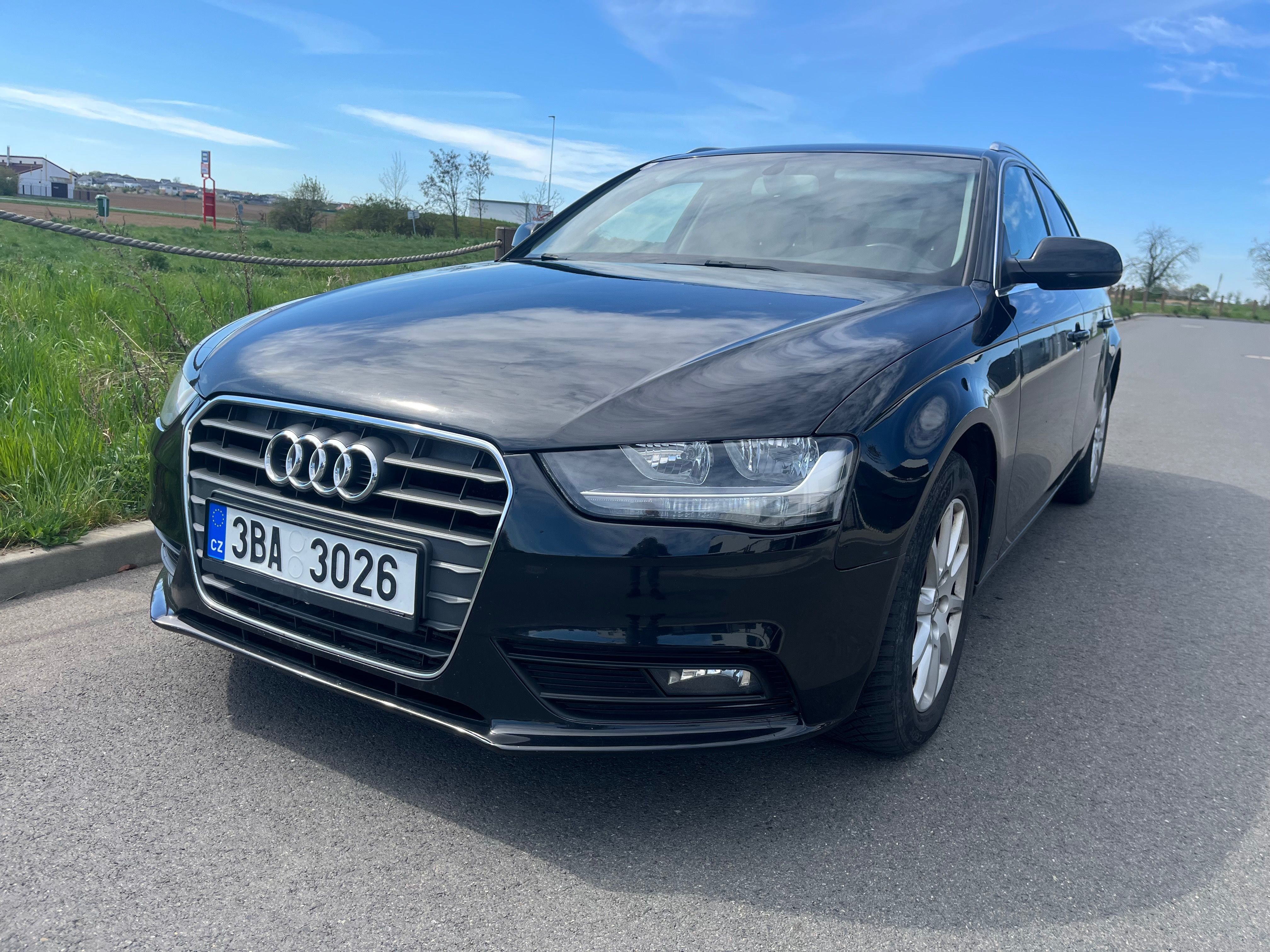 Audi A4 Avant, 2.0TDI NAVIGACE MMI , FACELIFT - fotka 2